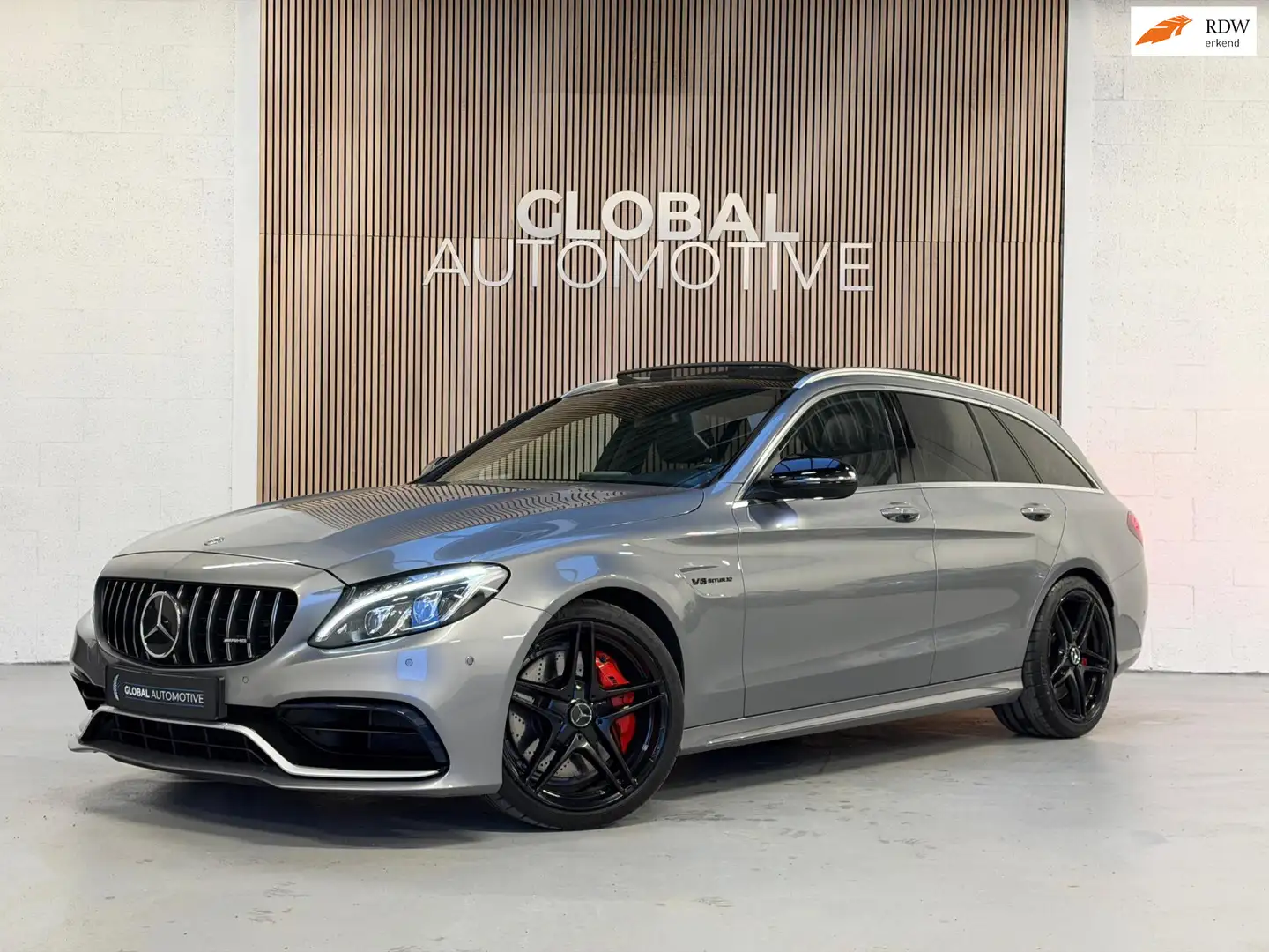 Mercedes-Benz C 63 AMG Estate - SCHUIFDAK - BURMESTER - SPORTUITLAAT - ME Gris - 1