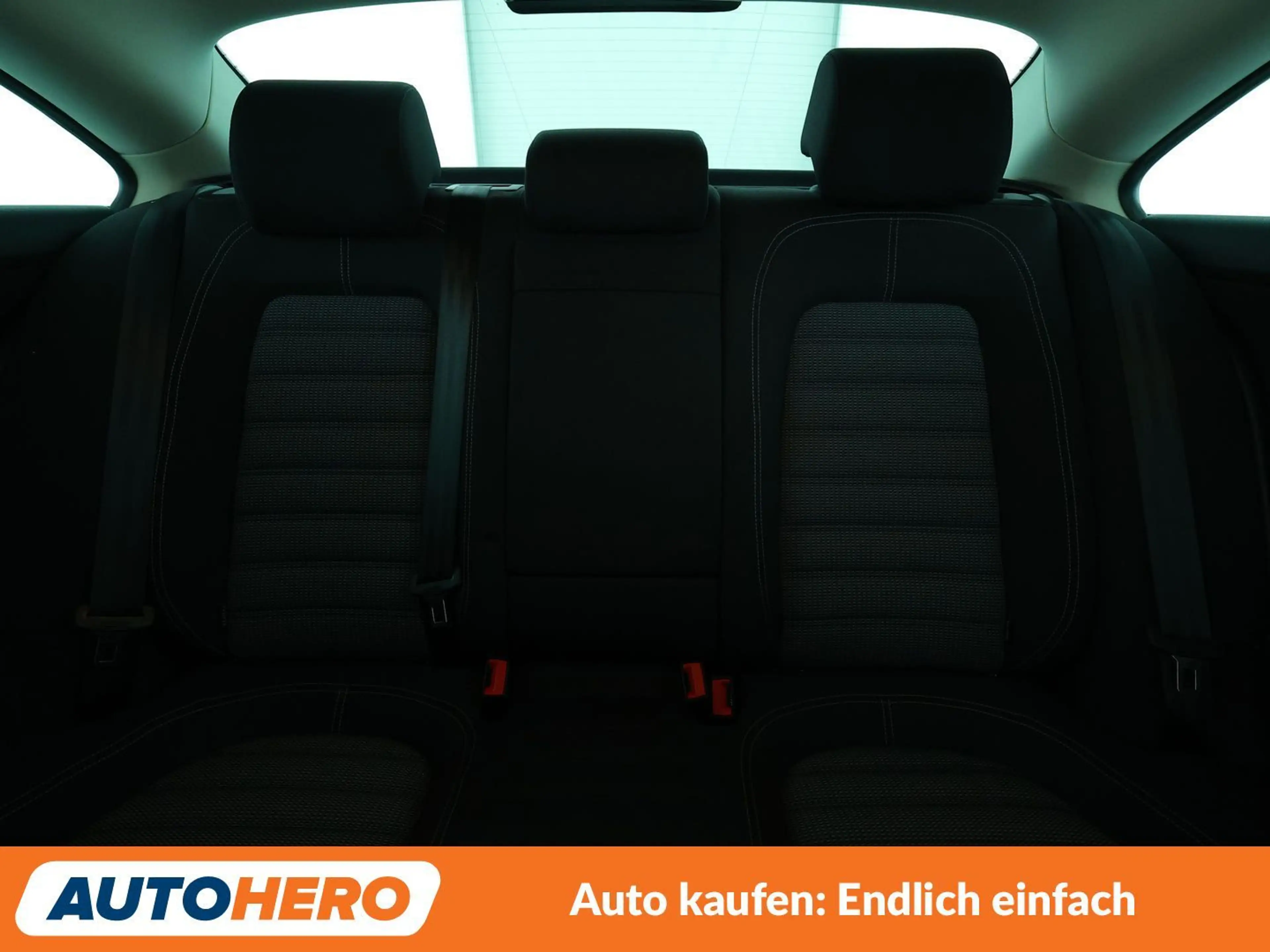 Volkswagen CC 1.4 TSI BlueMotion Tech*NAVI*XENON*TEMPO*PDC*SHZ* — photo 15