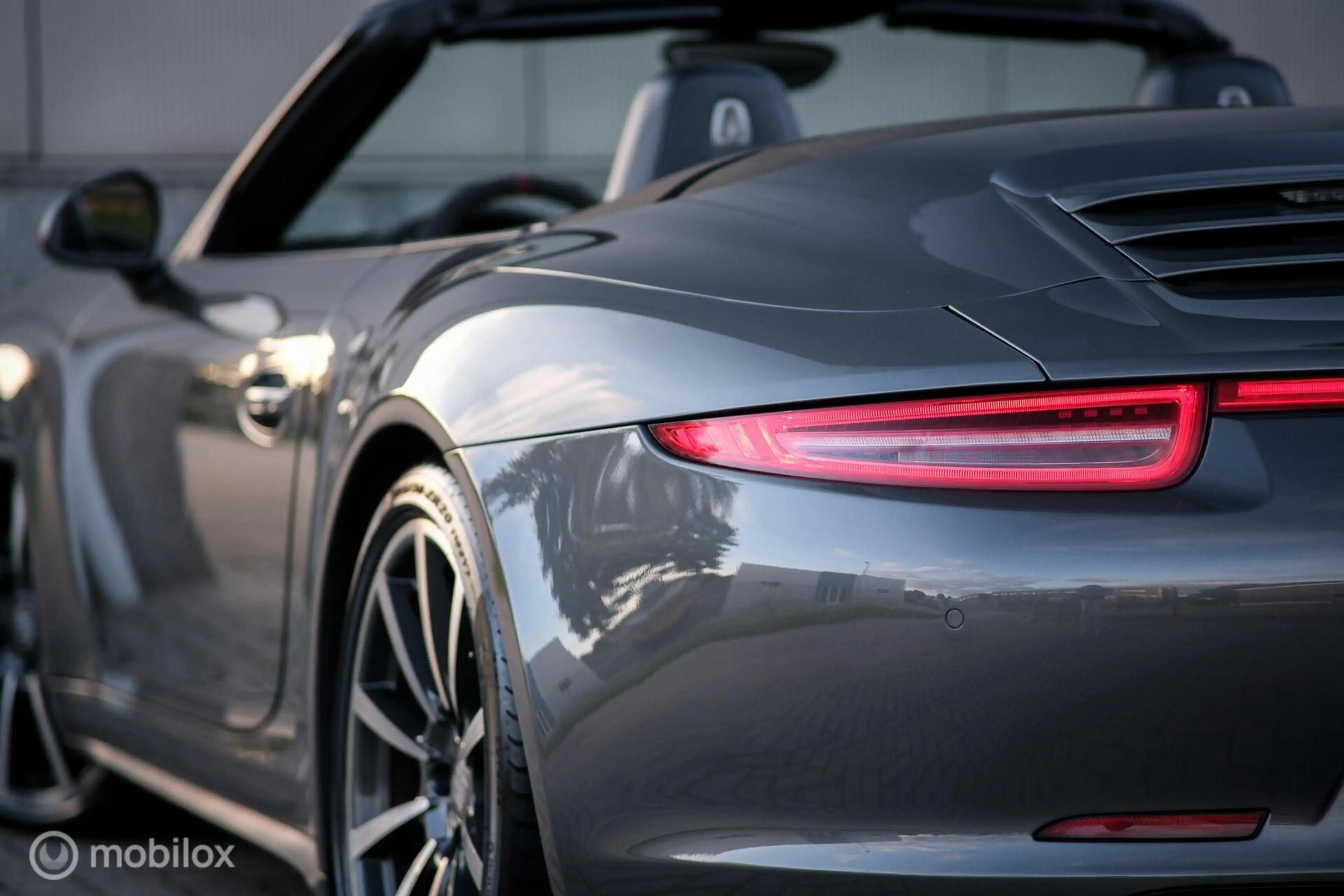 Porsche 991 Cabrio 3.8 Carrera 4S — photo 21