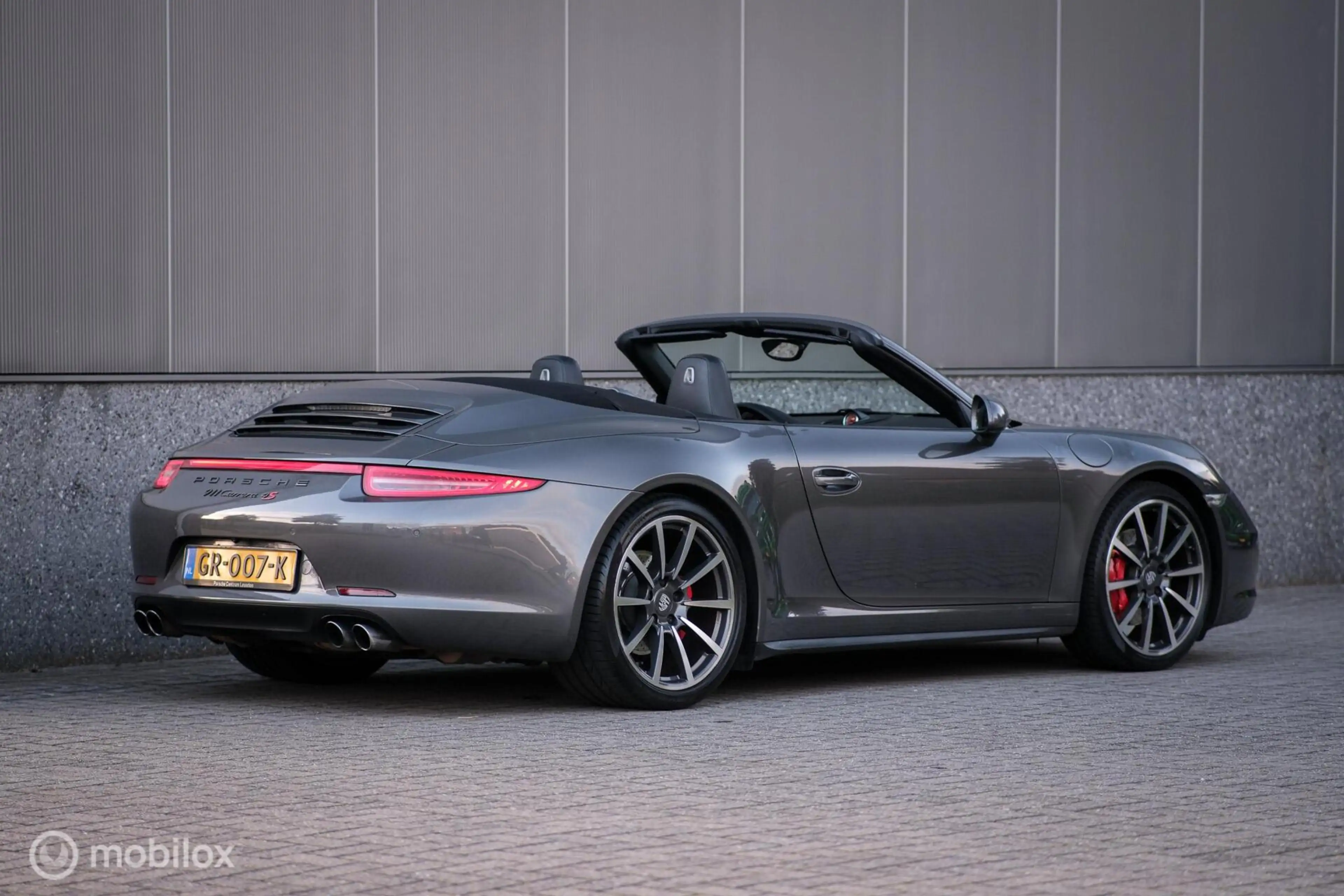 Porsche 991 Cabrio 3.8 Carrera 4S — photo 49