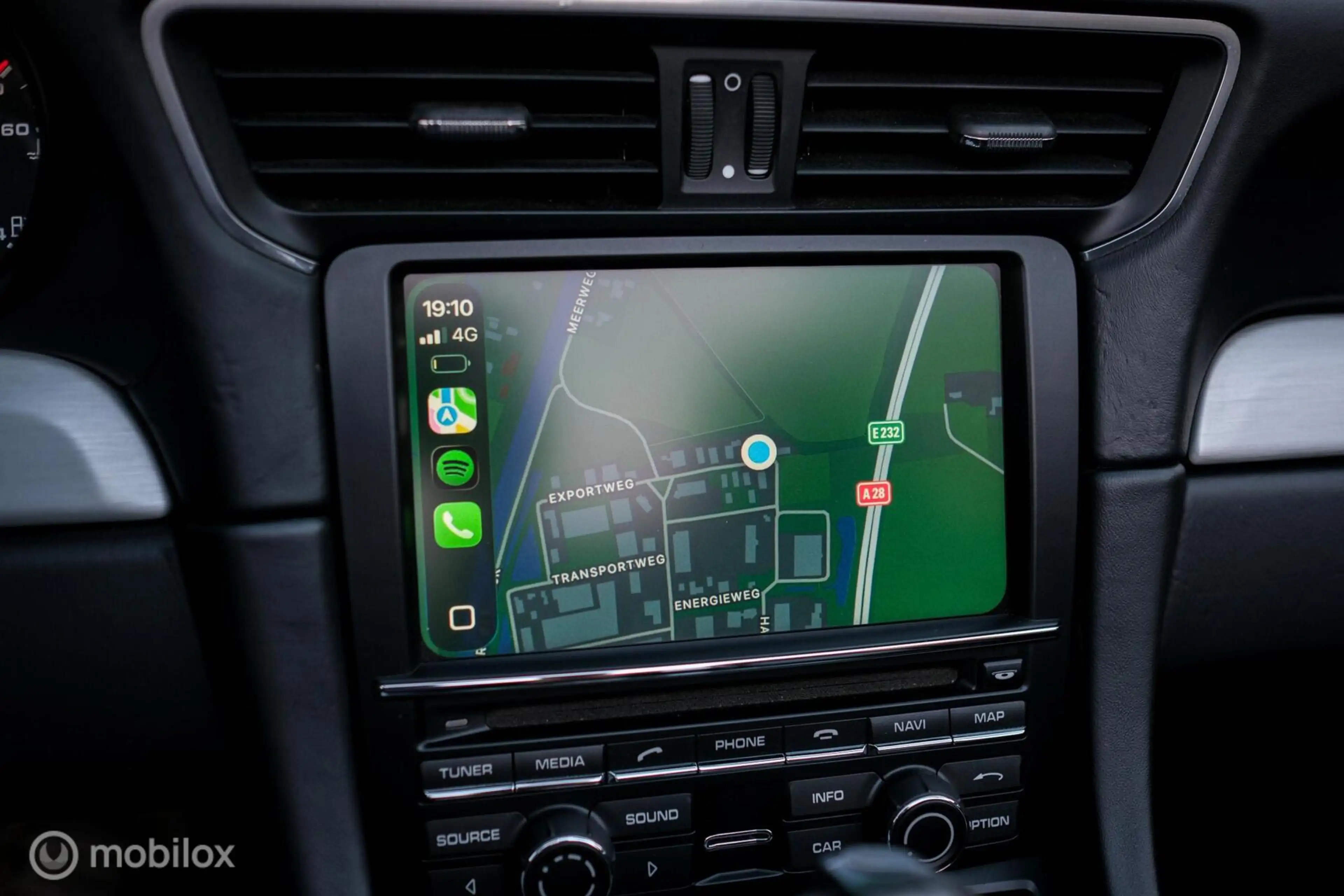 Porsche 991 Cabrio 3.8 Carrera 4S — photo 46