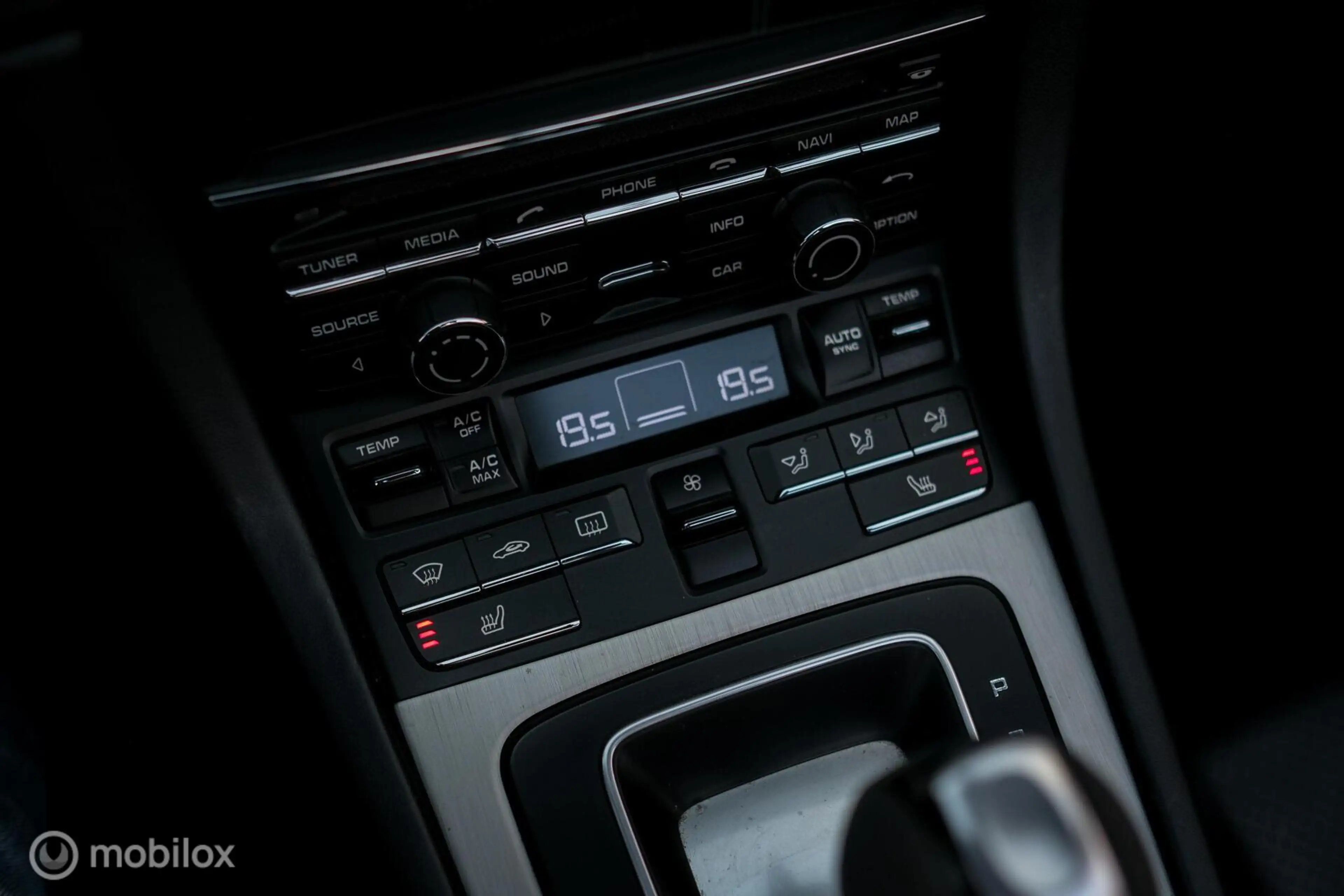 Porsche 991 Cabrio 3.8 Carrera 4S — photo 39