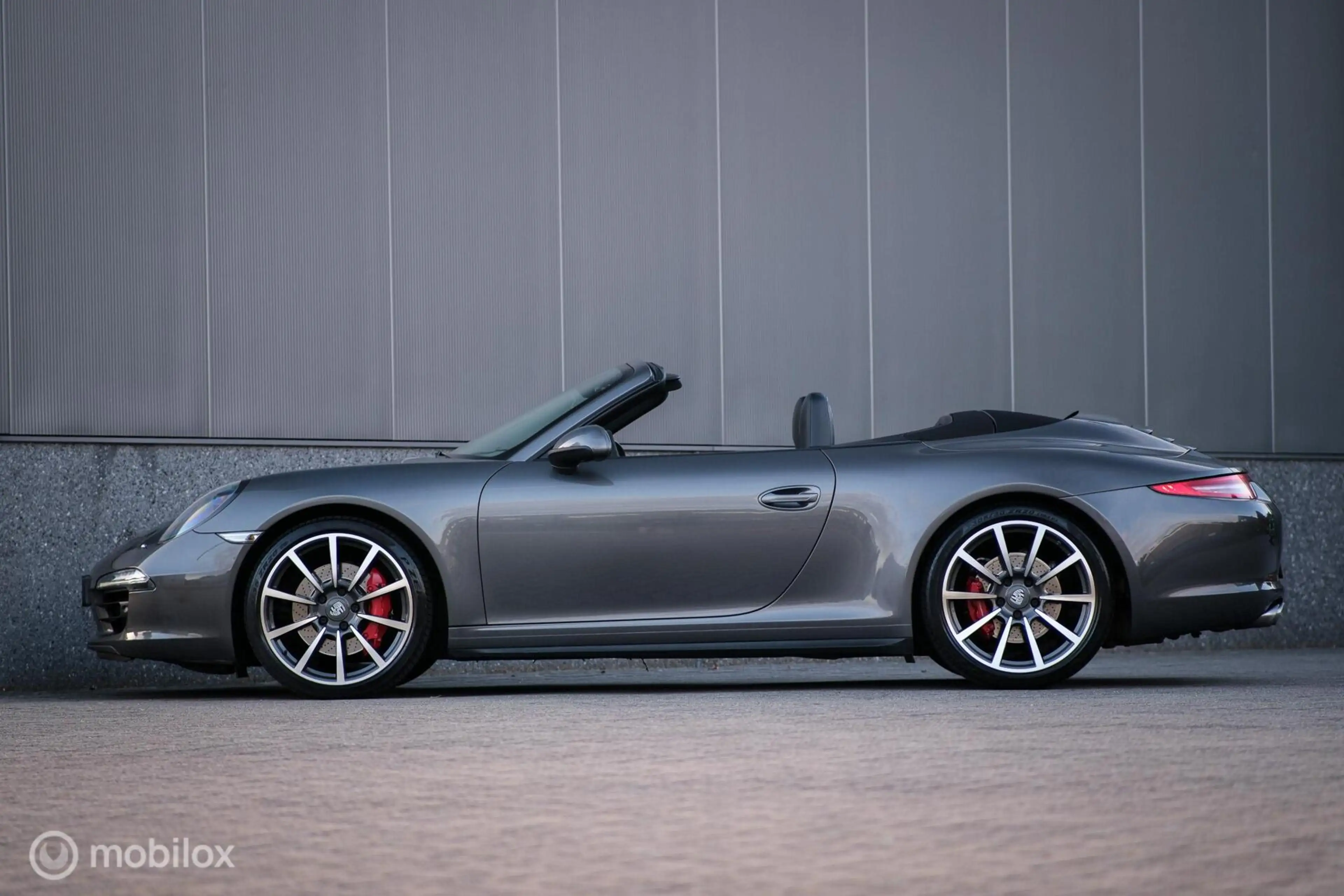 Porsche 991 Cabrio 3.8 Carrera 4S — photo 7