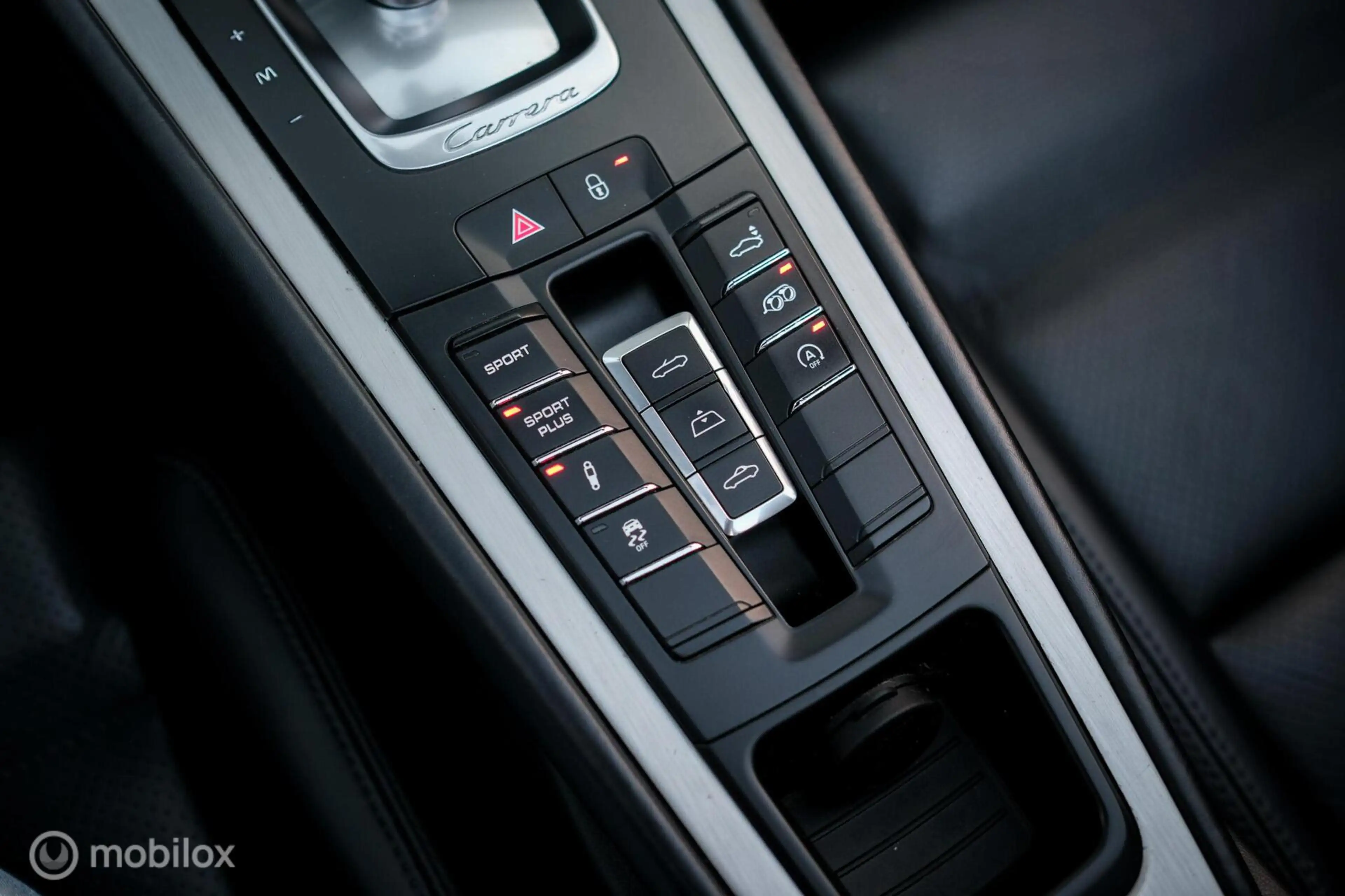 Porsche 991 Cabrio 3.8 Carrera 4S — photo 41