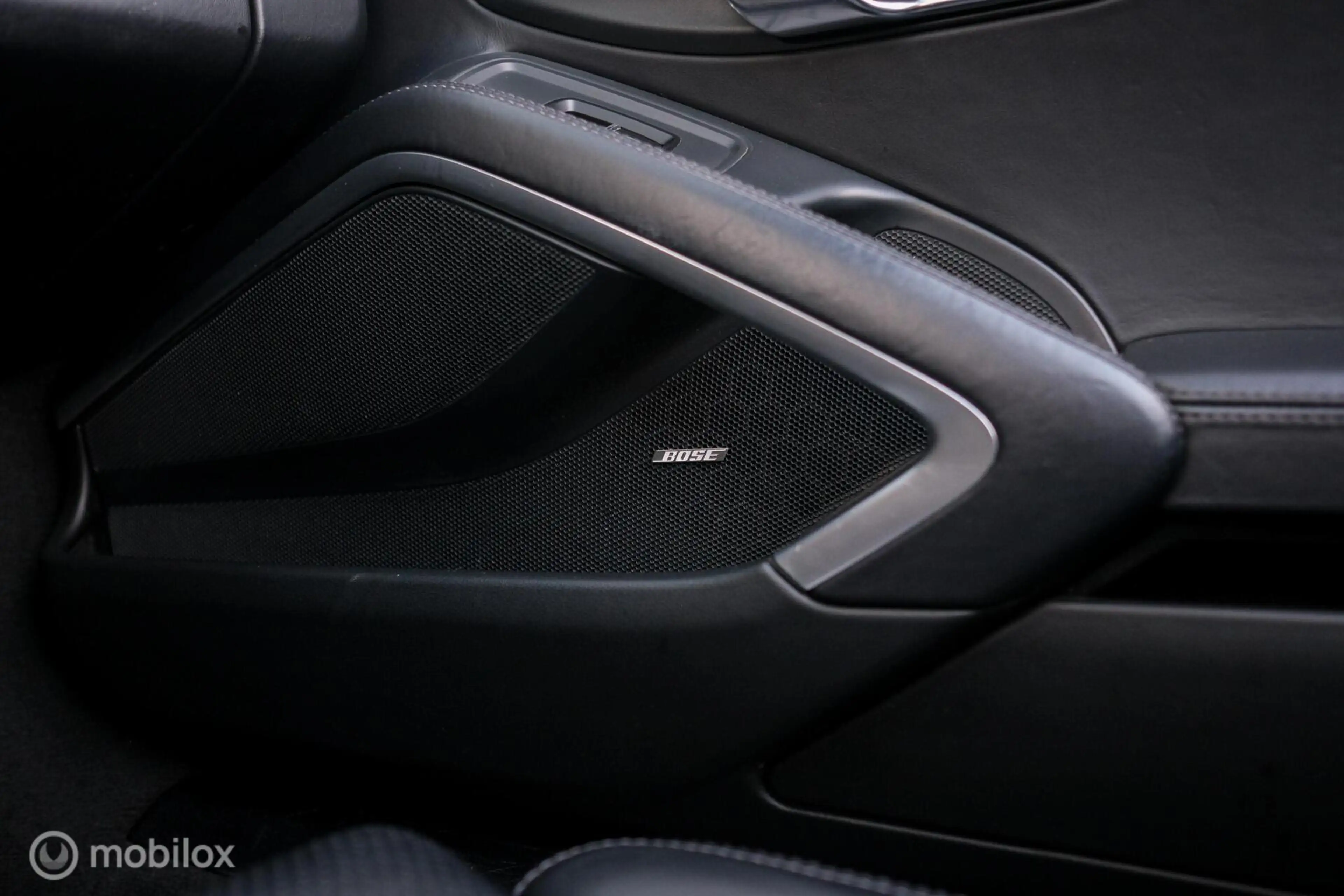 Porsche 991 Cabrio 3.8 Carrera 4S — photo 40