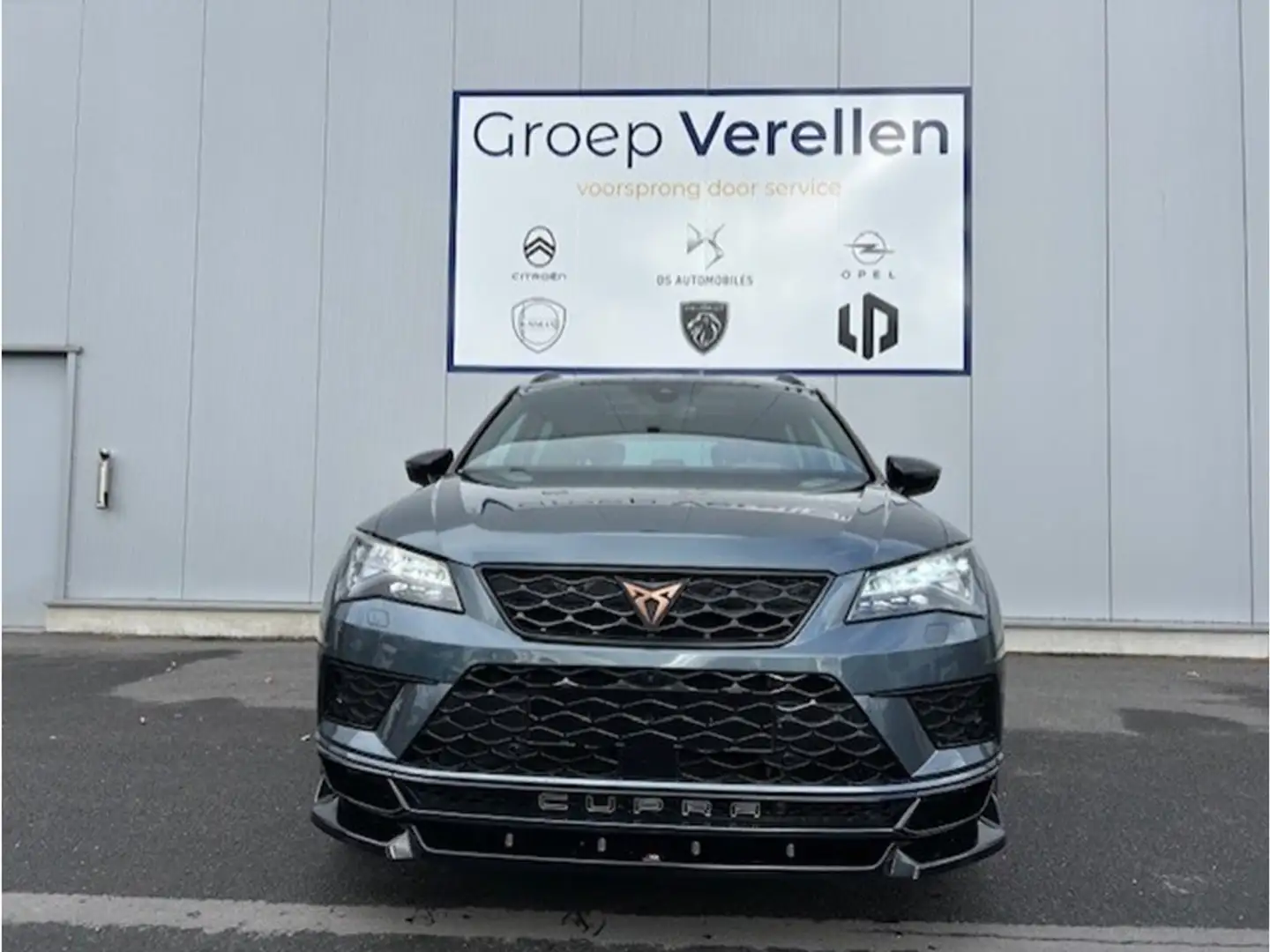 CUPRA Ateca TSI DSG 4Drive Grau - 2