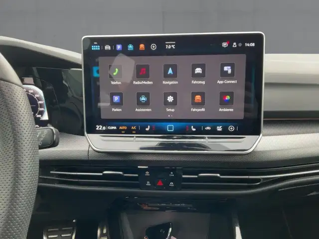Volkswagen Golf view 11