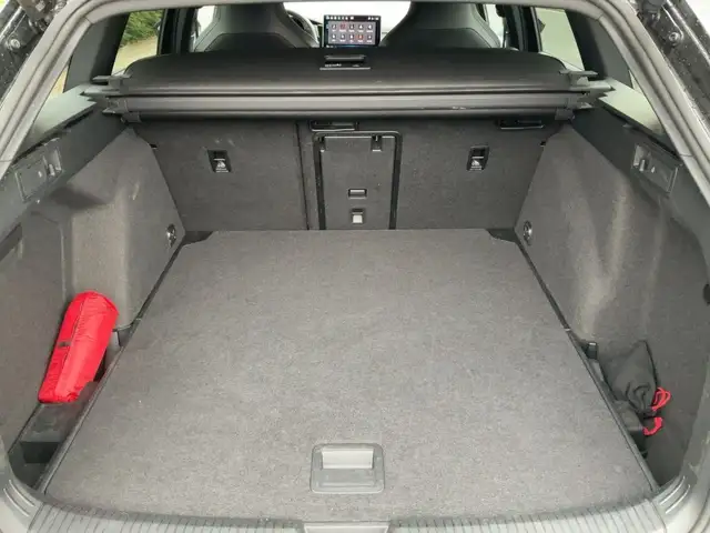 Volkswagen Golf view 14