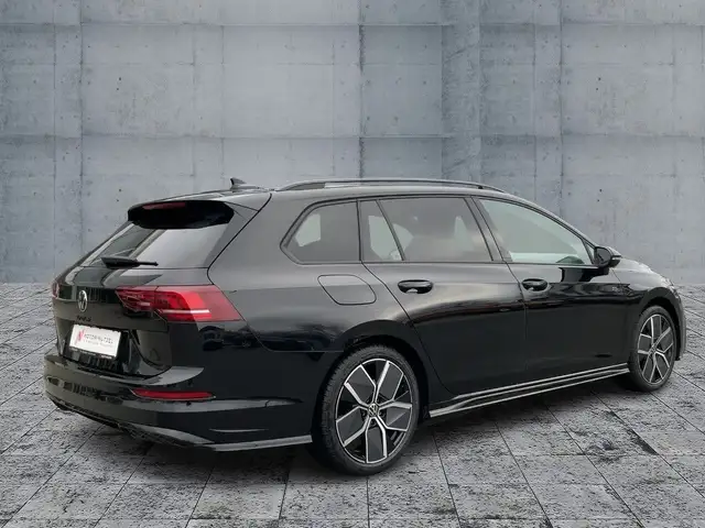 Volkswagen Golf view 6