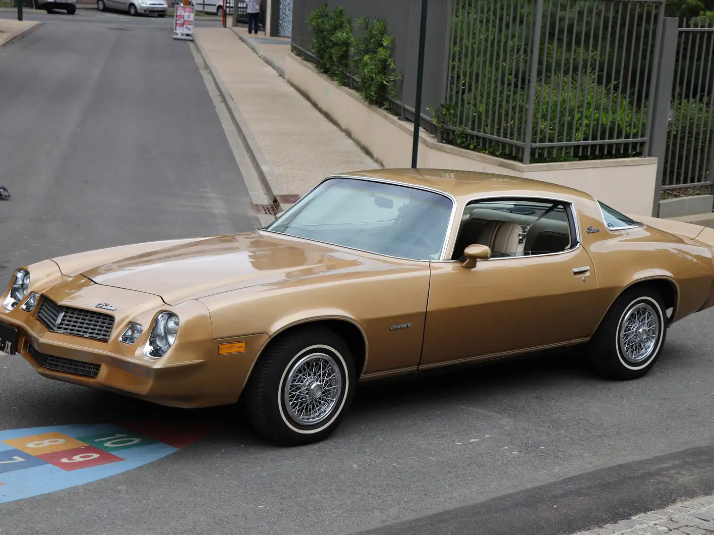 Chevrolet Camaro V8 Oro - 1