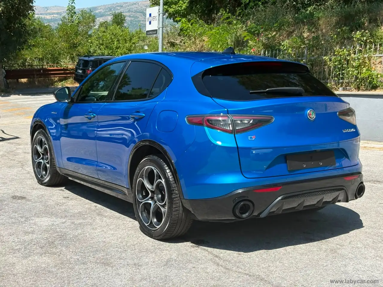 Alfa Romeo Stelvio 2025 — фото 7