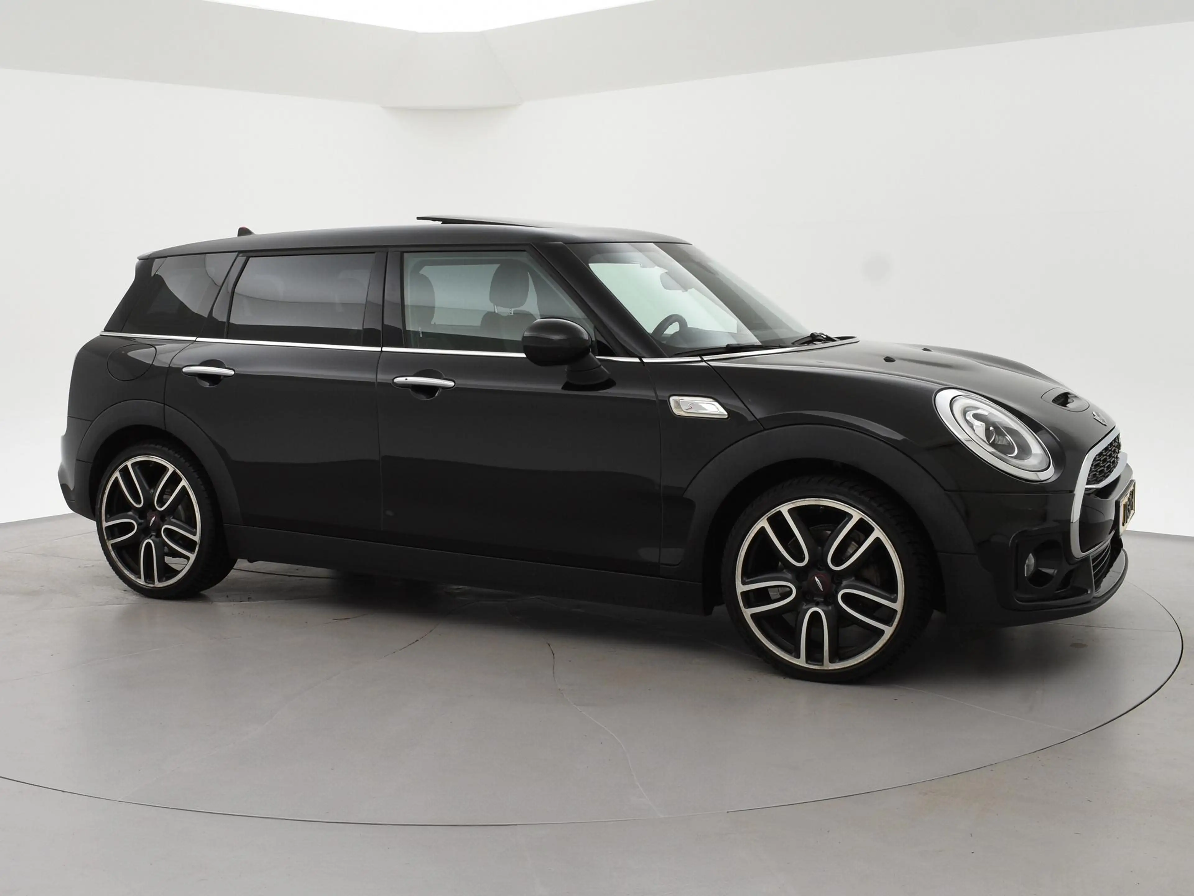 MINI Cooper S Clubman Mini 2.0 192 PK AUT. + PANORAMA | CAMERA | HEAD-UP — photo 35