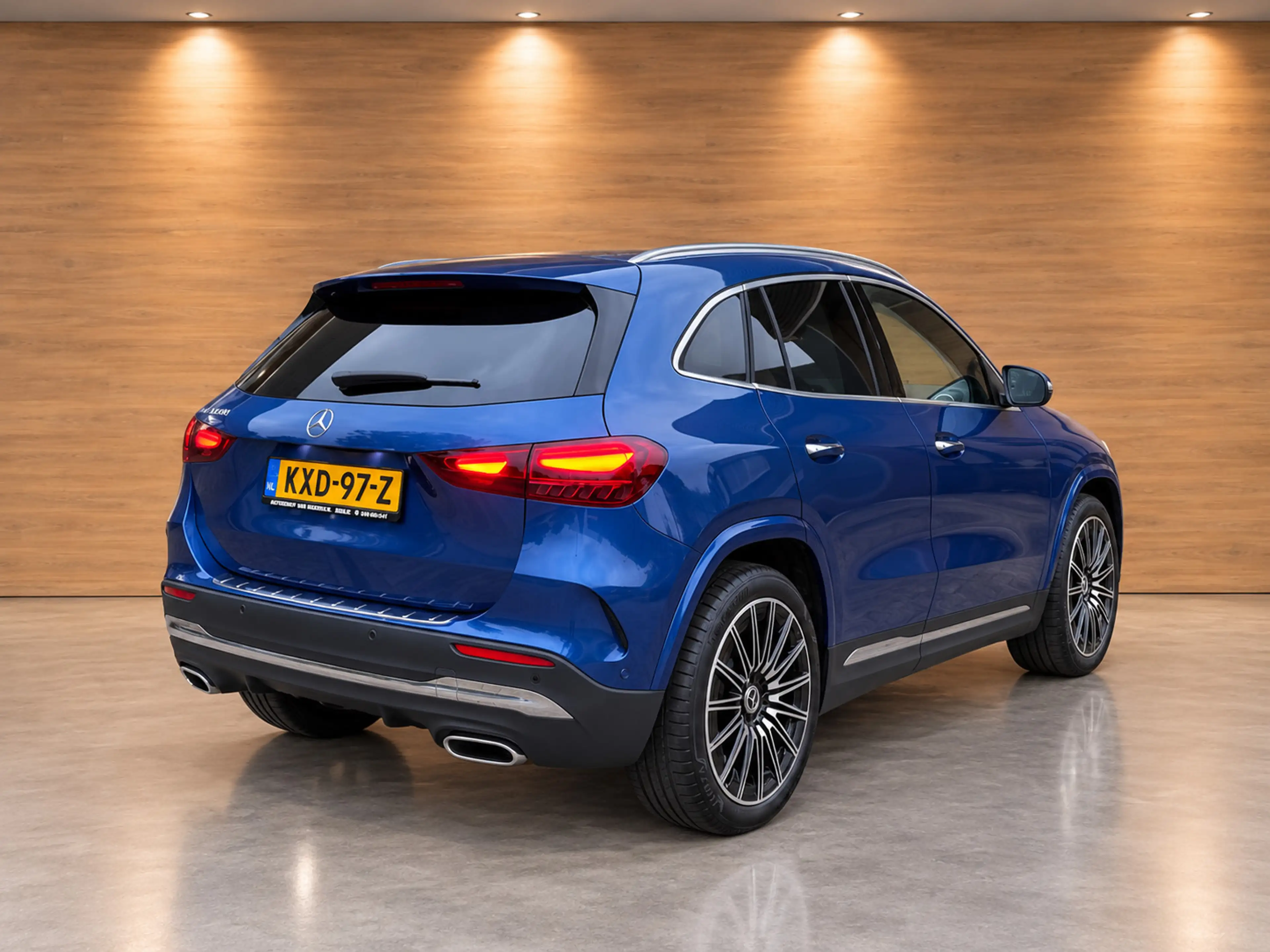 Mercedes-Benz GLA 180 AMG Line MILD-HYBRID PANO LEER HEAD UP — photo 7