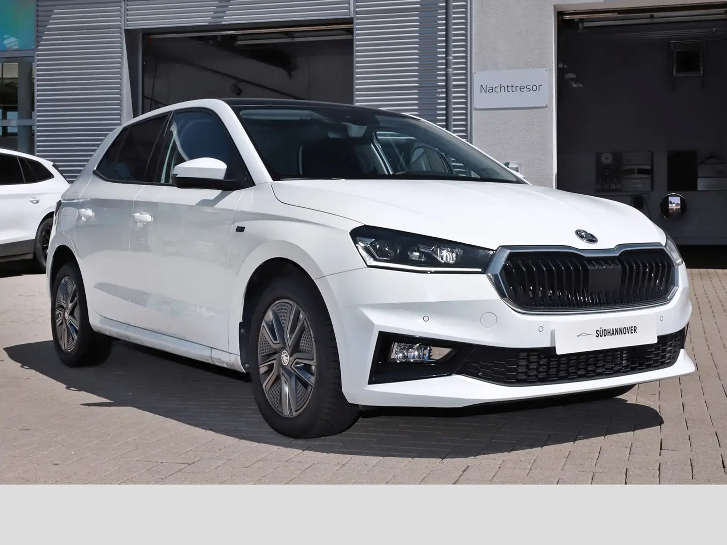Skoda Fabia Selection 1.0 TSI DSG PANO+NAVI+LED+SHZ Weiß - 2