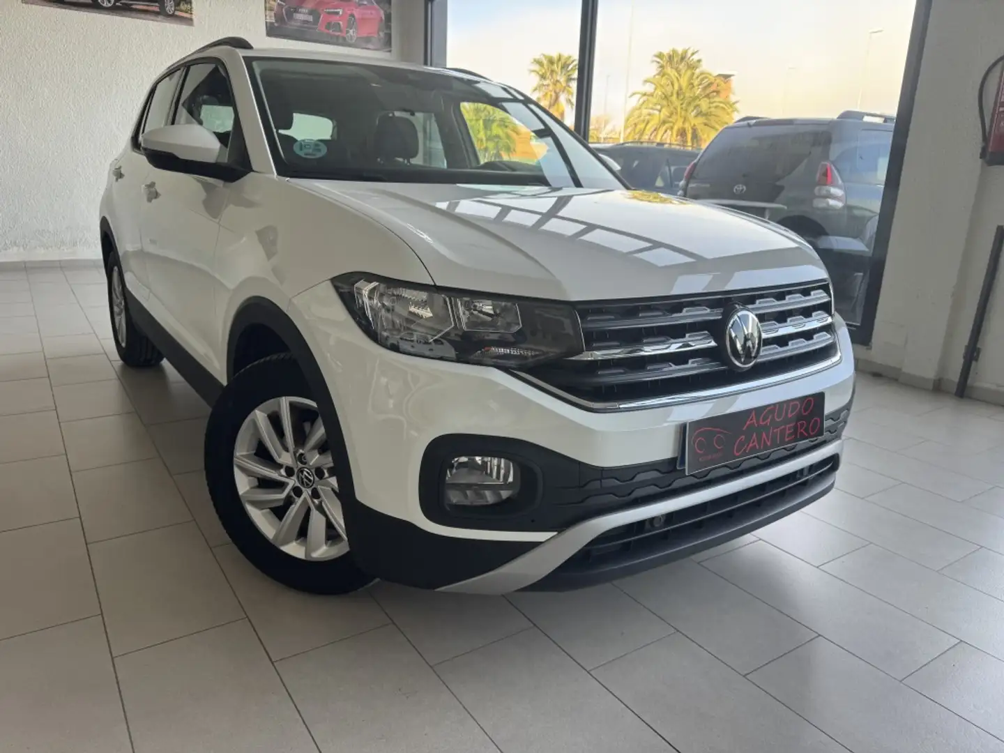 Volkswagen T-Cross 1.0 TSI Advance 81kW Weiß - 1