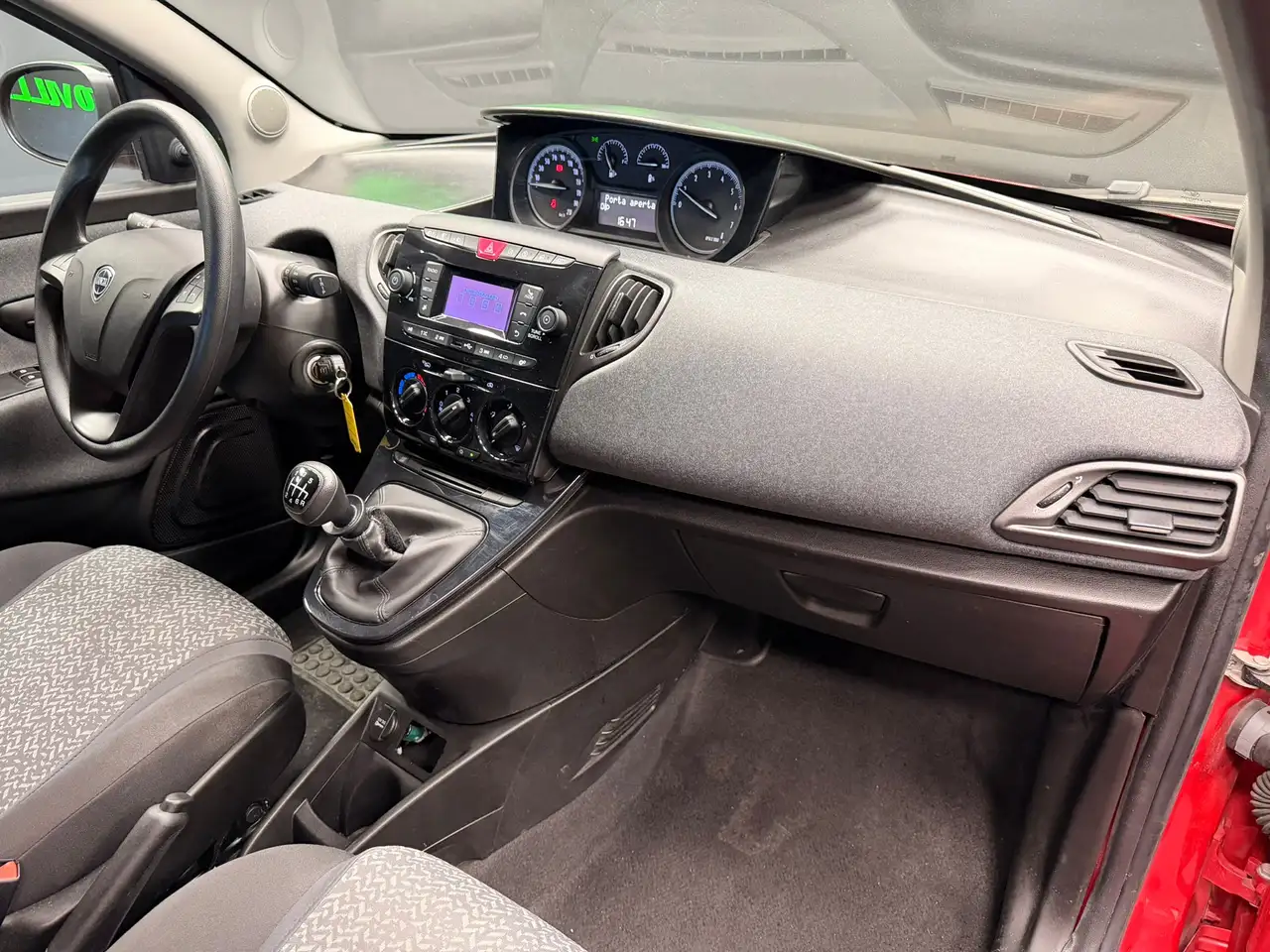 Lancia Ypsilon 2023 — фото 10