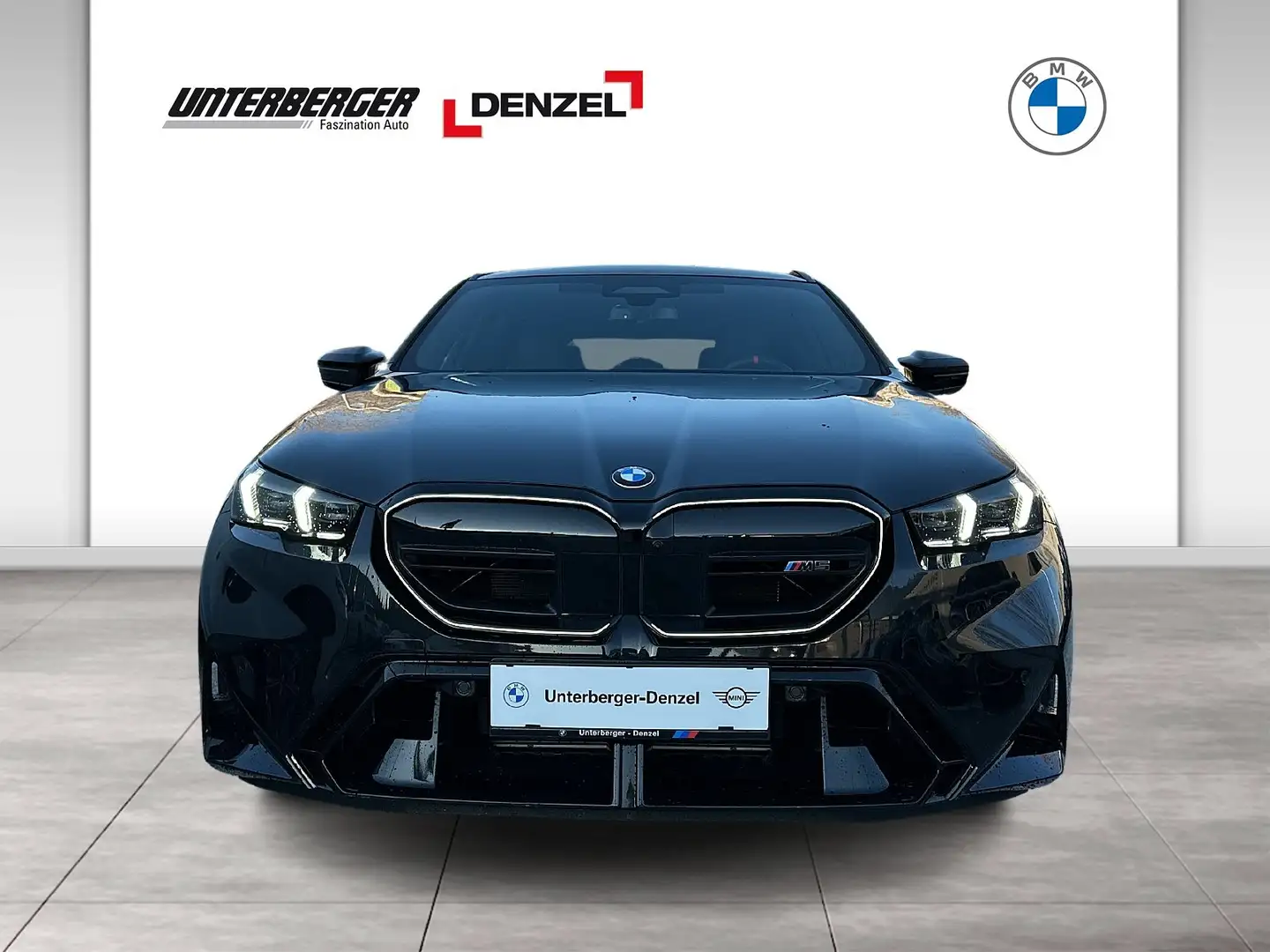 BMW M5 Touring Schwarz - 2