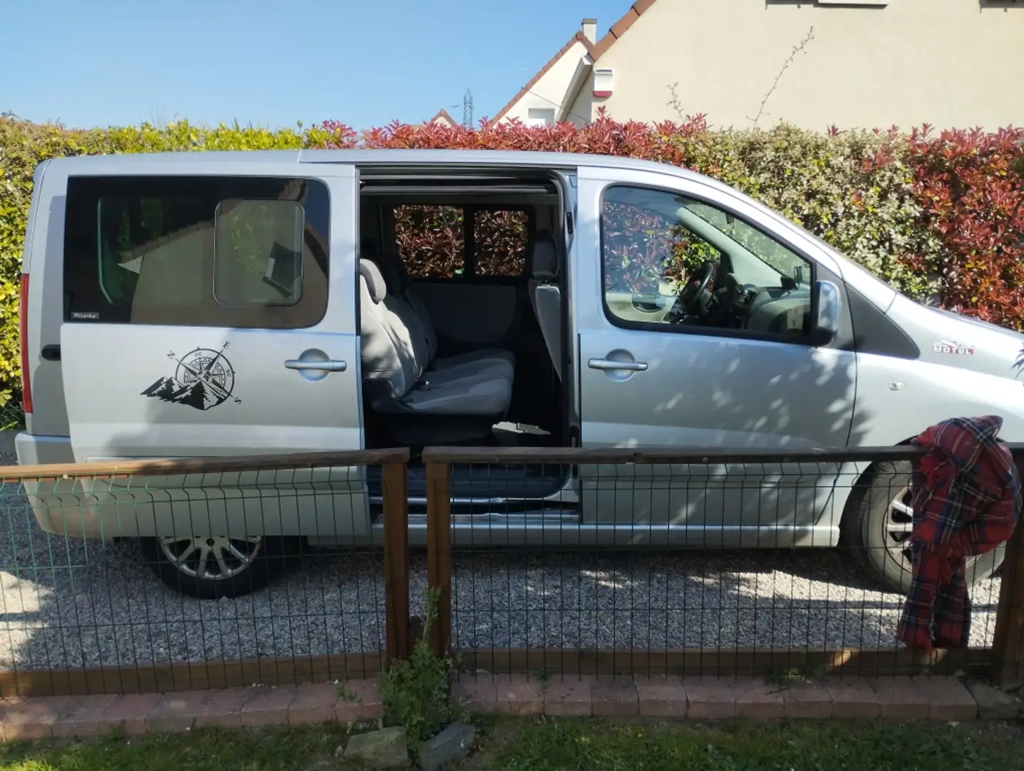 Citroen Jumpy Jumpy Combi L1H1 2.0 HDi - 120 8/9pl Atlante Stříbrná - 1