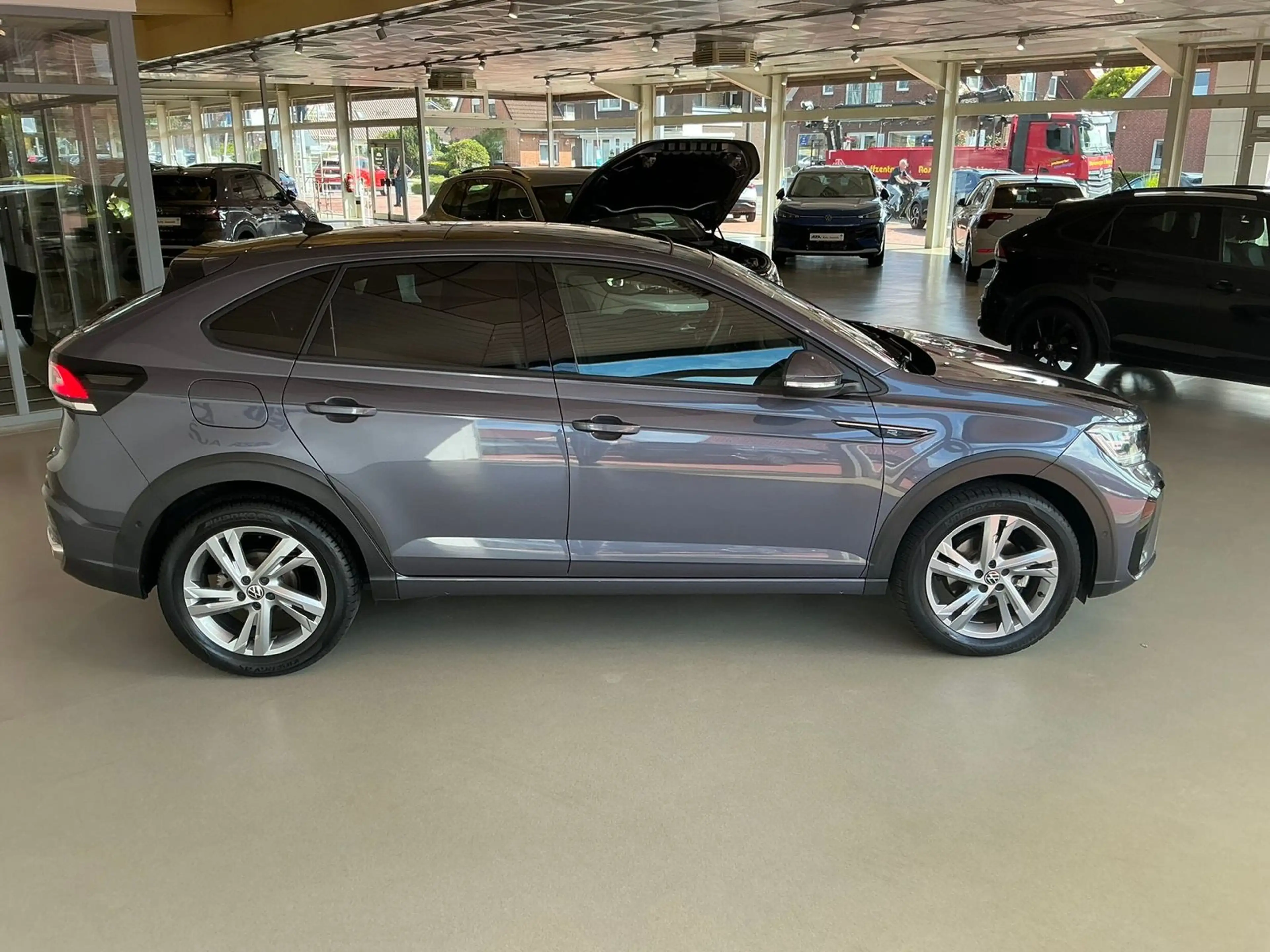 Volkswagen Taigo 1.5 TSI DSG*Pano*SHZ*LED*Navi*ACC — photo 4