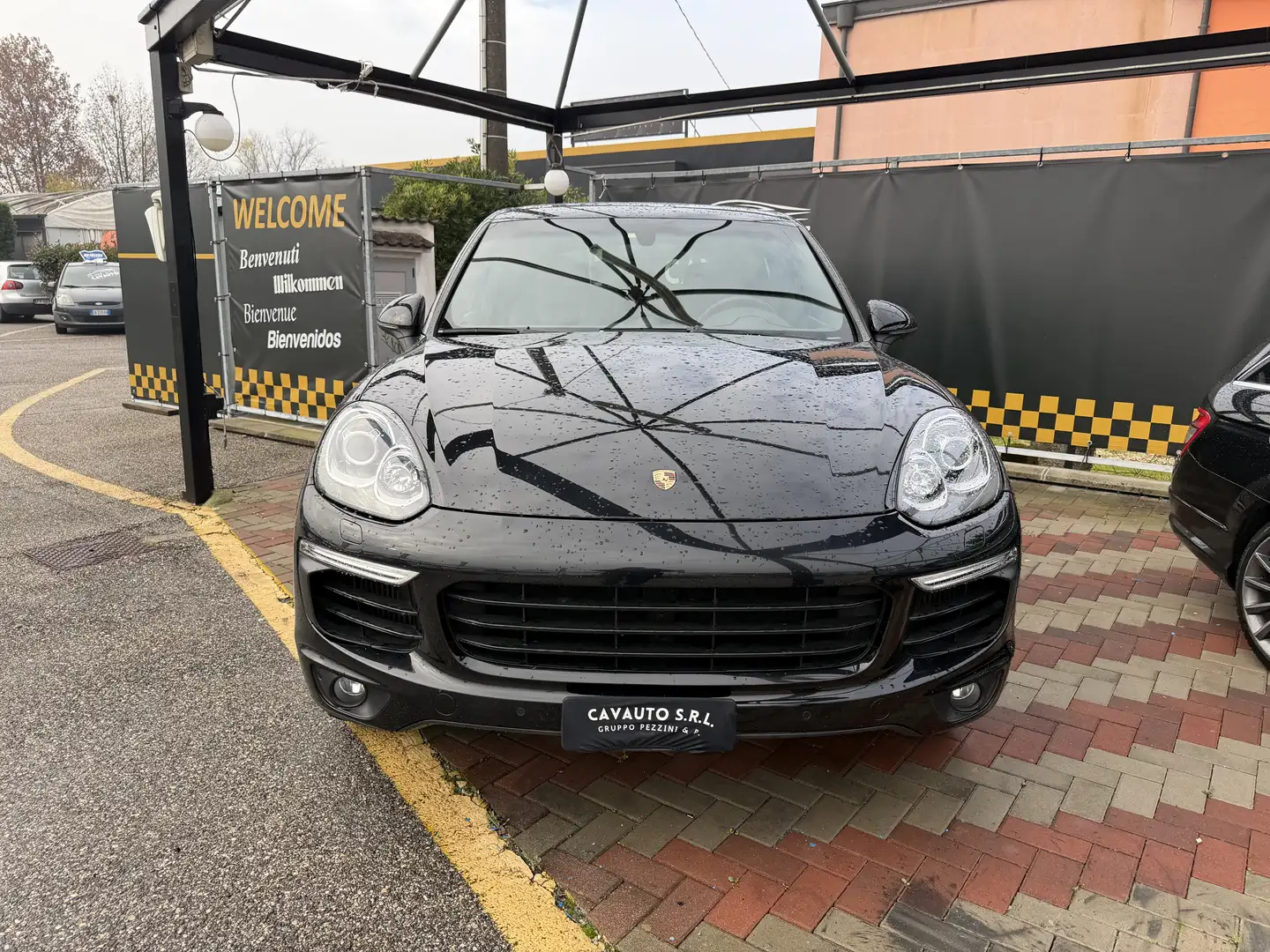 Porsche Cayenne 3000 Diesel Platinum Edition - 2