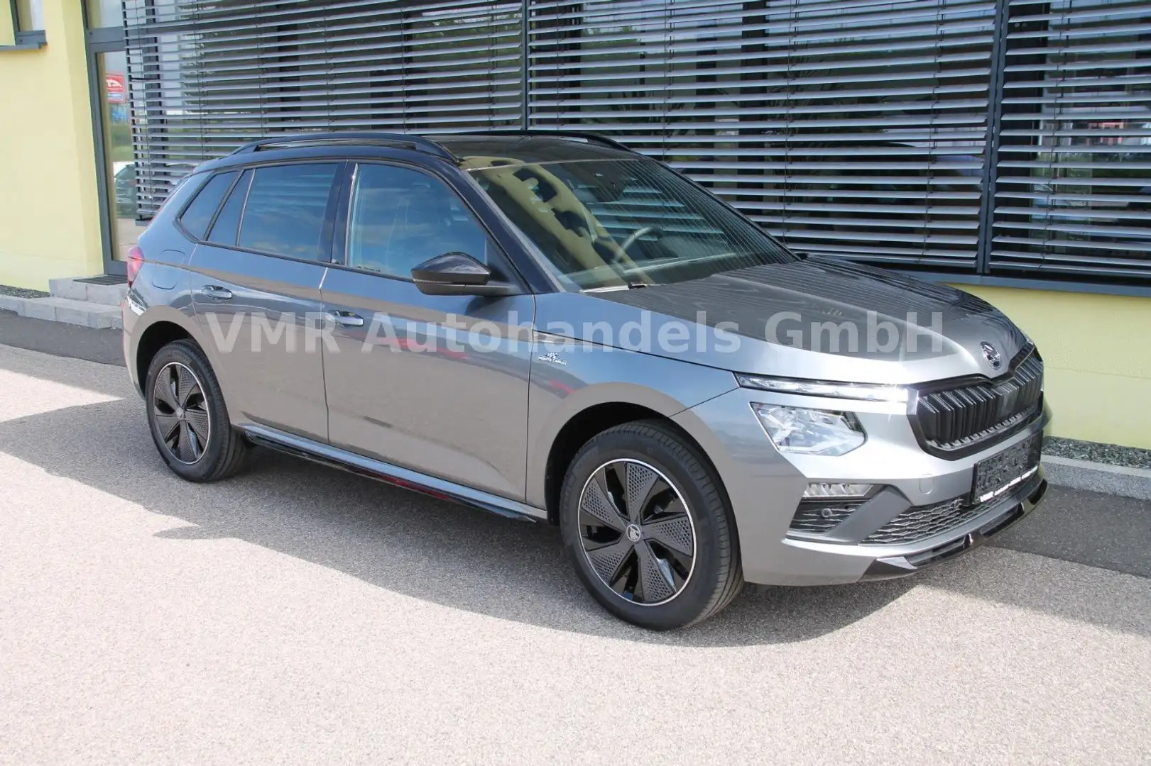 Skoda Kamiq 1.5 TSI DSG Monte Carlo *Facelift*AHK* Grau - 2