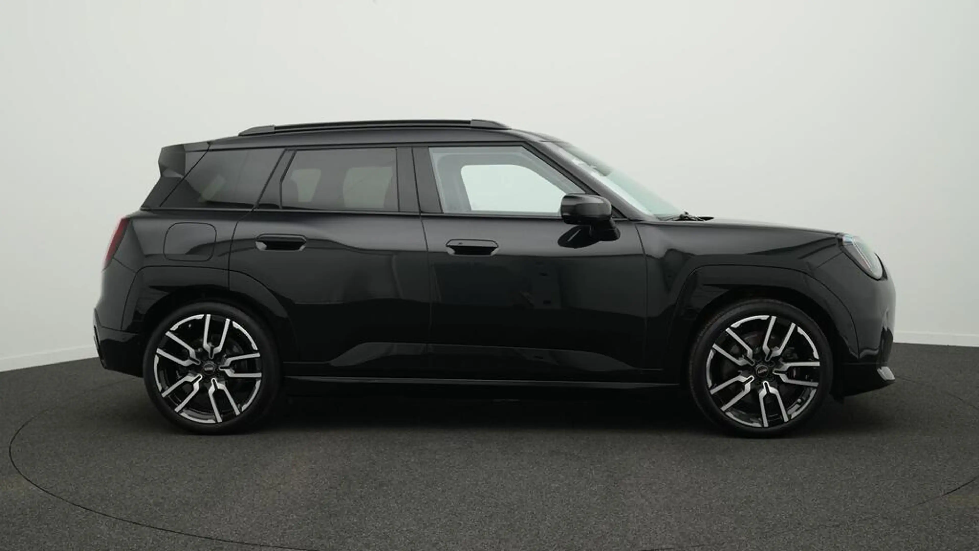 MINI Aceman John Cooper Works Trim — photo 2