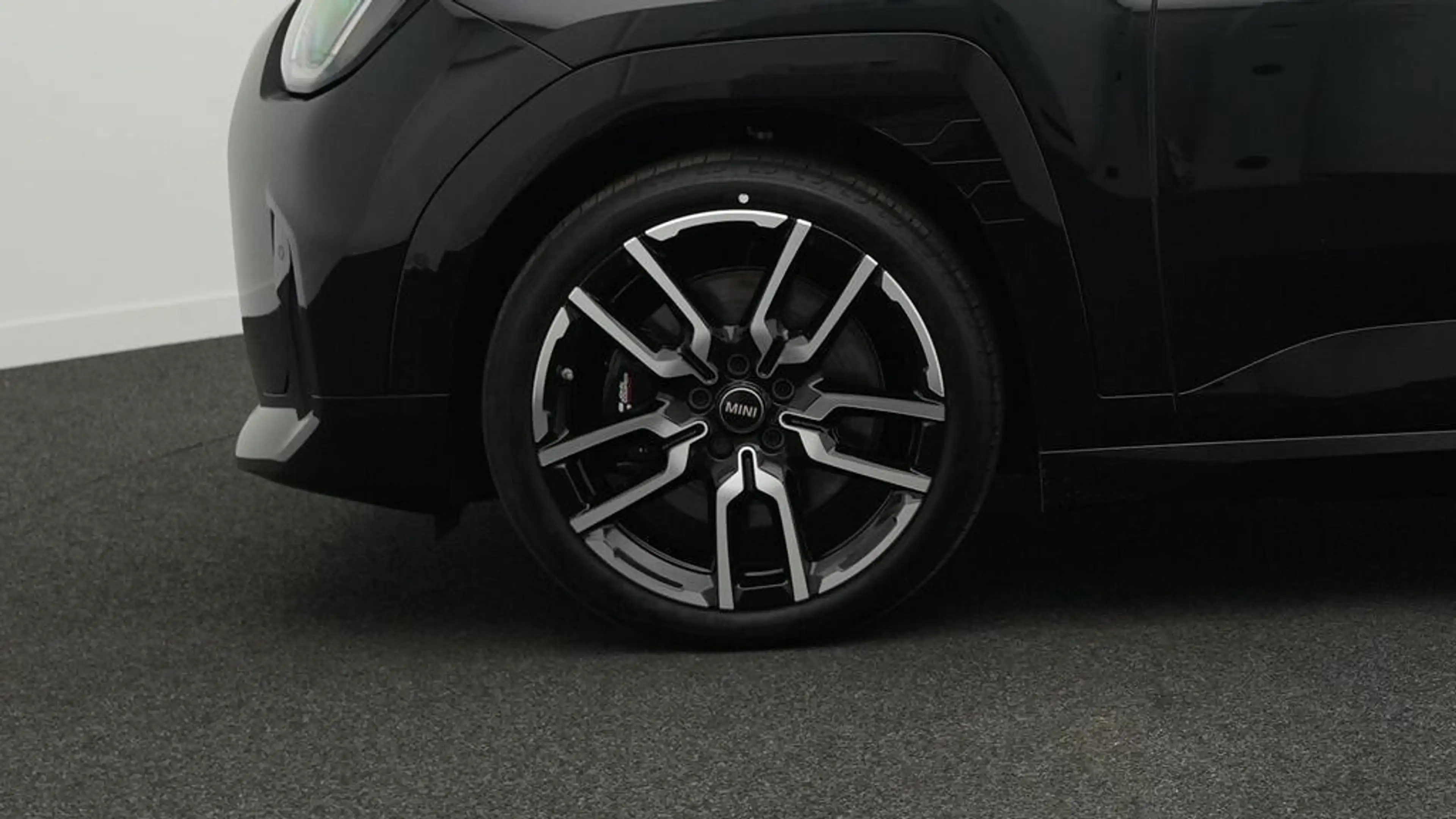 MINI Aceman John Cooper Works Trim — photo 10