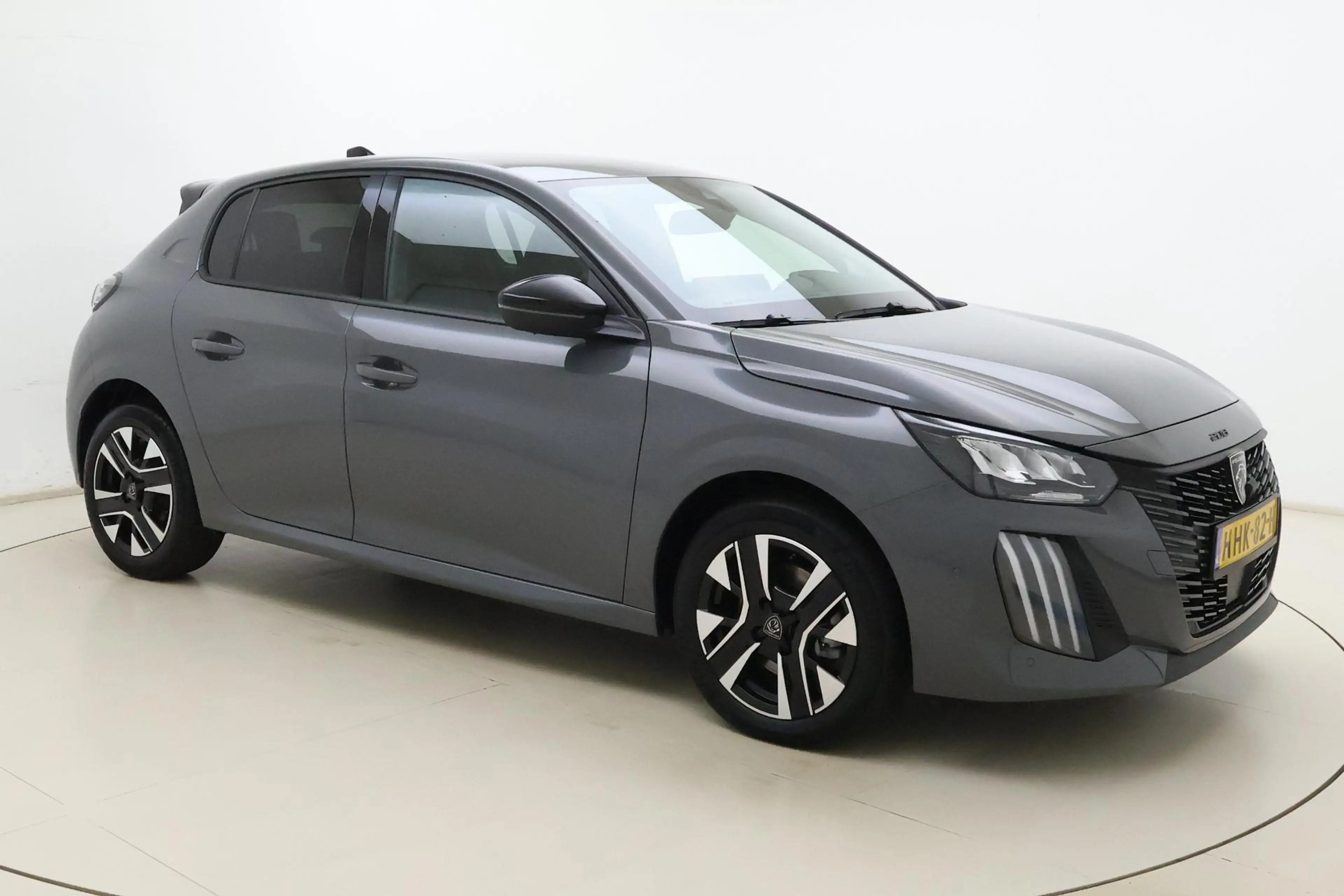 Peugeot 208 1.2 Hybrid 110 e-DCS6 Allure | Achteruitrijcamera — photo 8