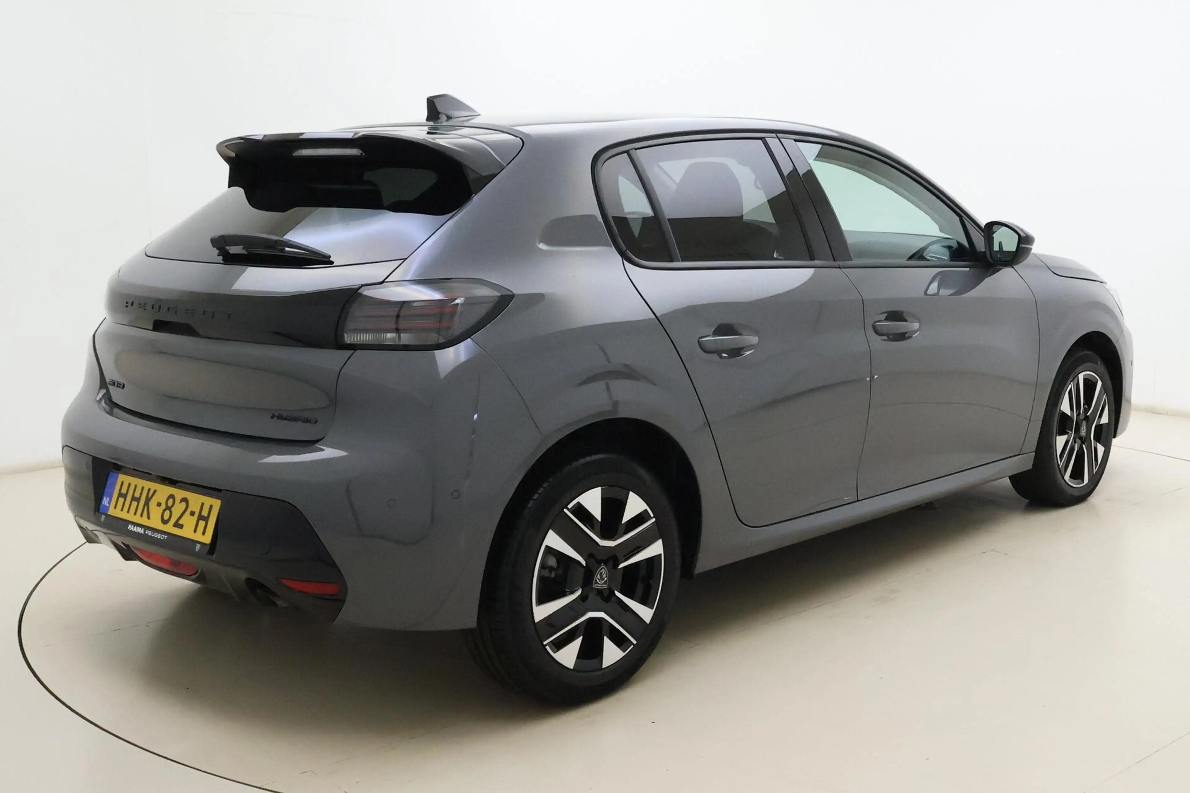Peugeot 208 1.2 Hybrid 110 e-DCS6 Allure | Achteruitrijcamera — photo 2