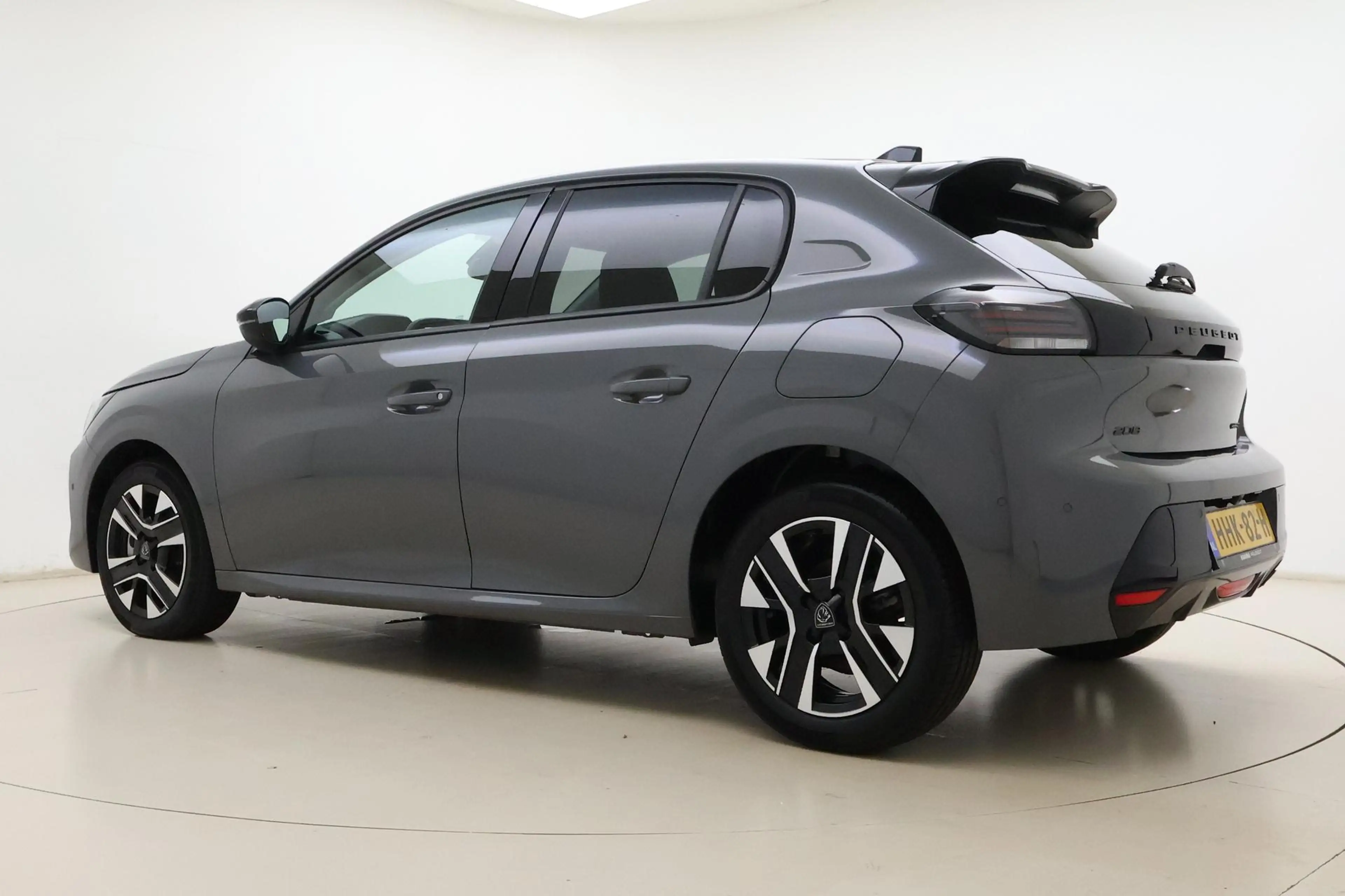 Peugeot 208 1.2 Hybrid 110 e-DCS6 Allure | Achteruitrijcamera — photo 12