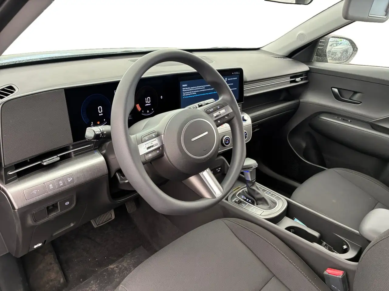 Hyundai KONA снимка Hyundai KONA