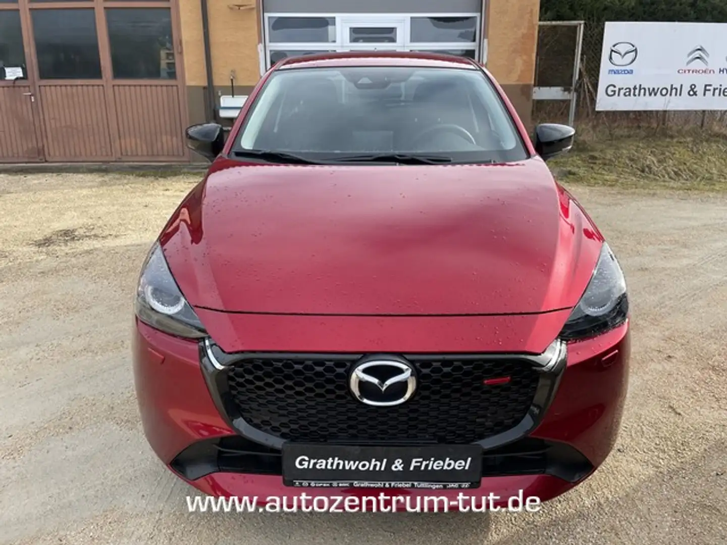 Mazda 2 1.5 e-SKYACTIV G90 HOMURA*4,49% Roşu - 2