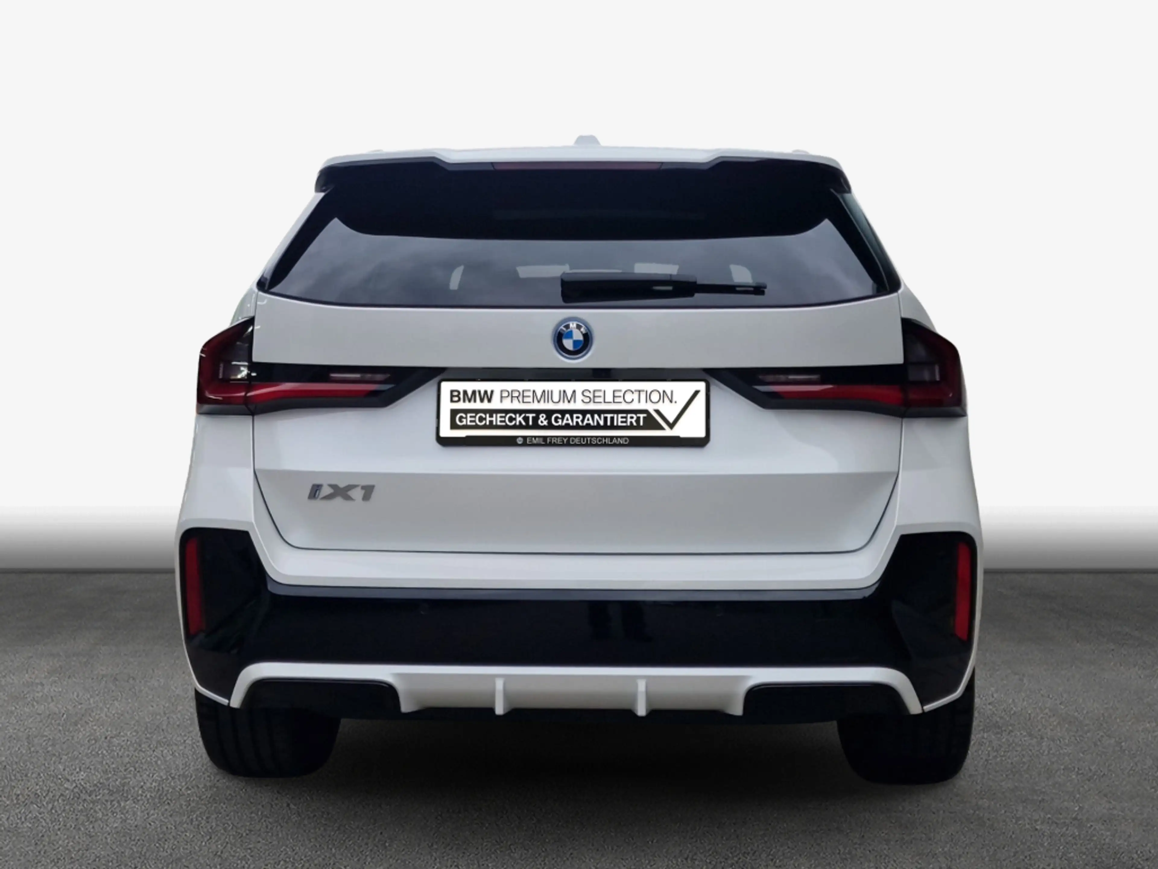 BMW iX1 xDrive30 M-Paket Pano LED HeadUp H&K Navi — photo 7