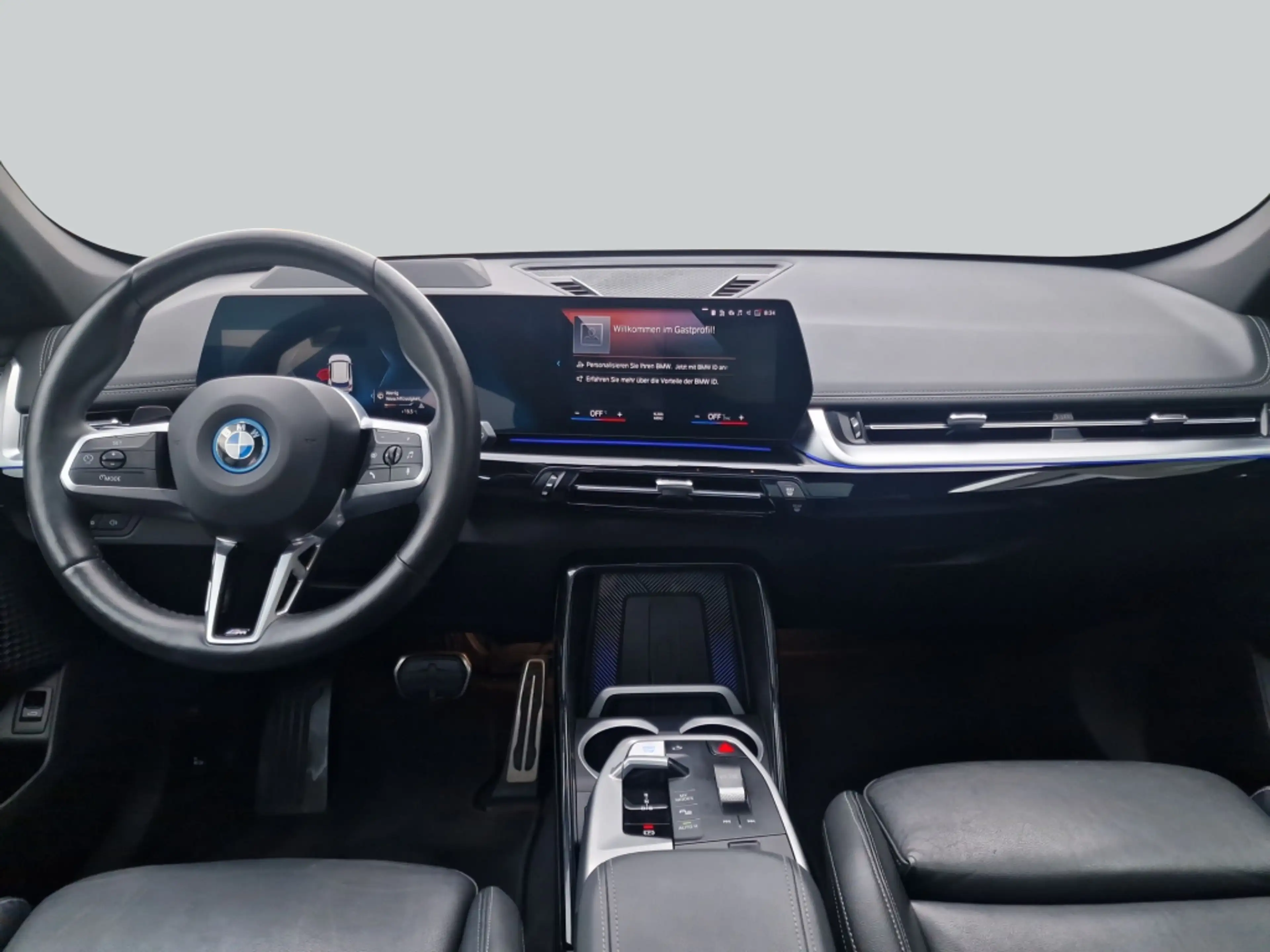BMW iX1 xDrive30 M-Paket Pano LED HeadUp H&K Navi — photo 15