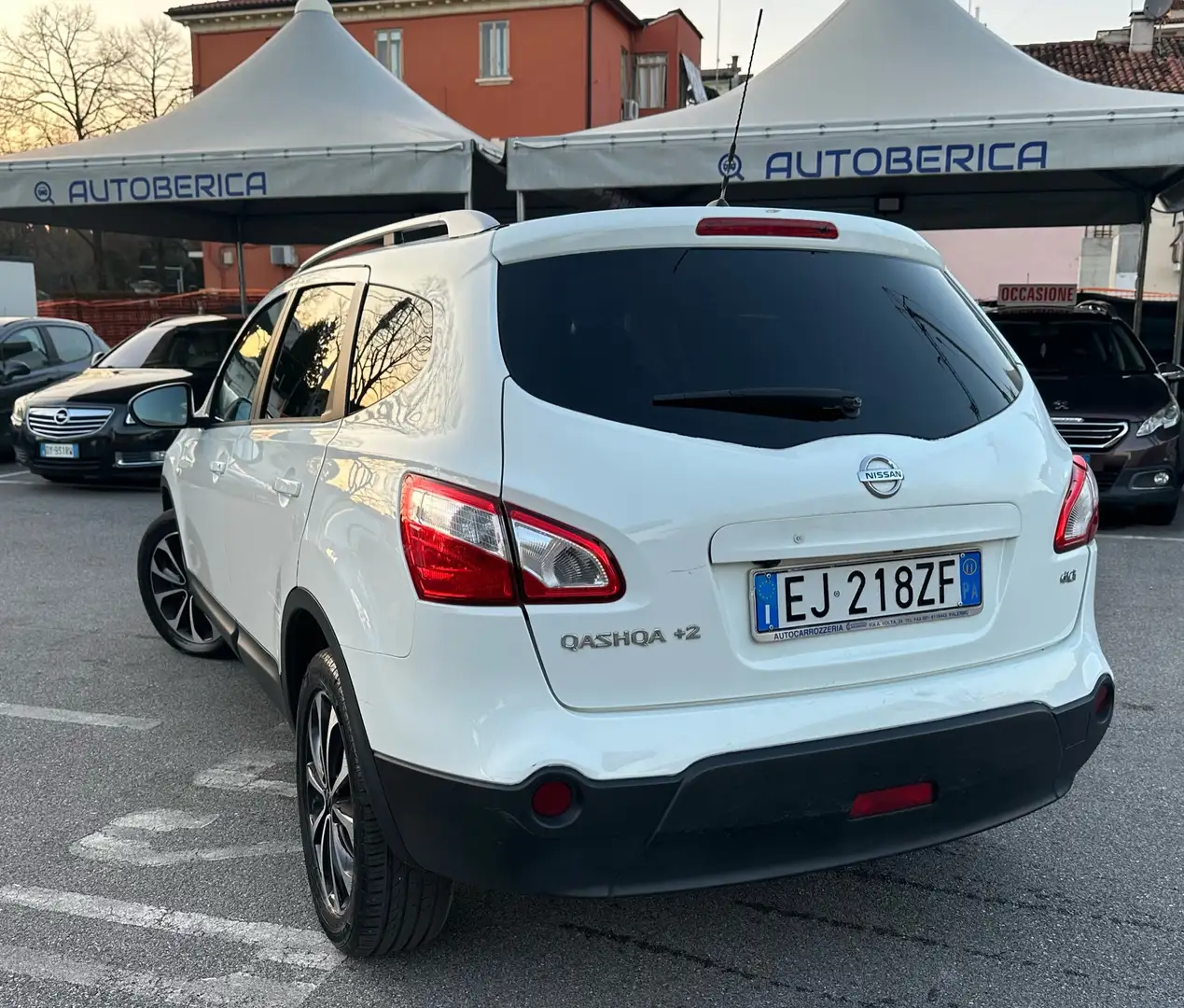 Nissan Qashqai+2 tekna Automatico 4x4 - 2