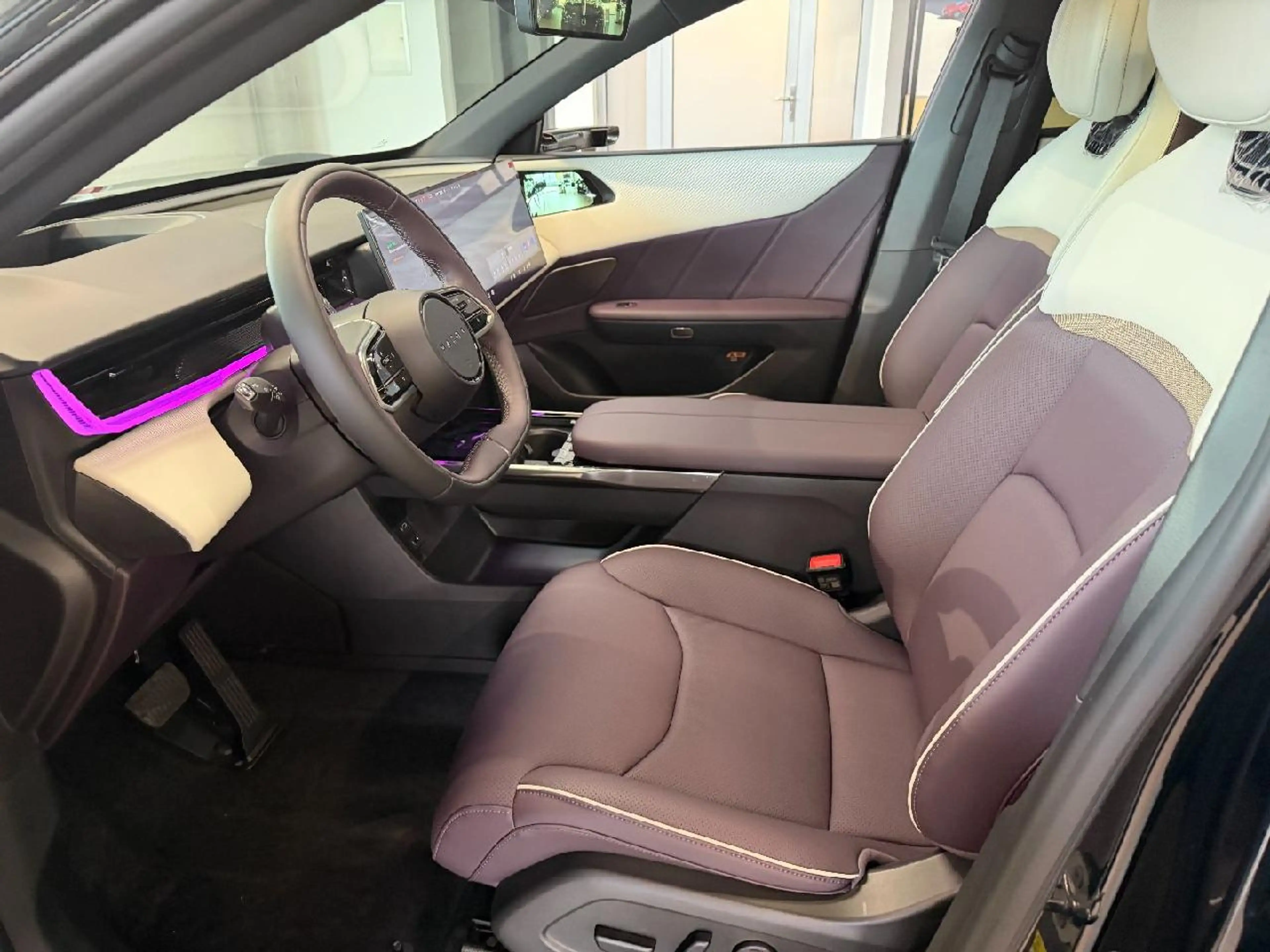 Mazda CX-6e 190 kW EV Takumi Plus — photo 9