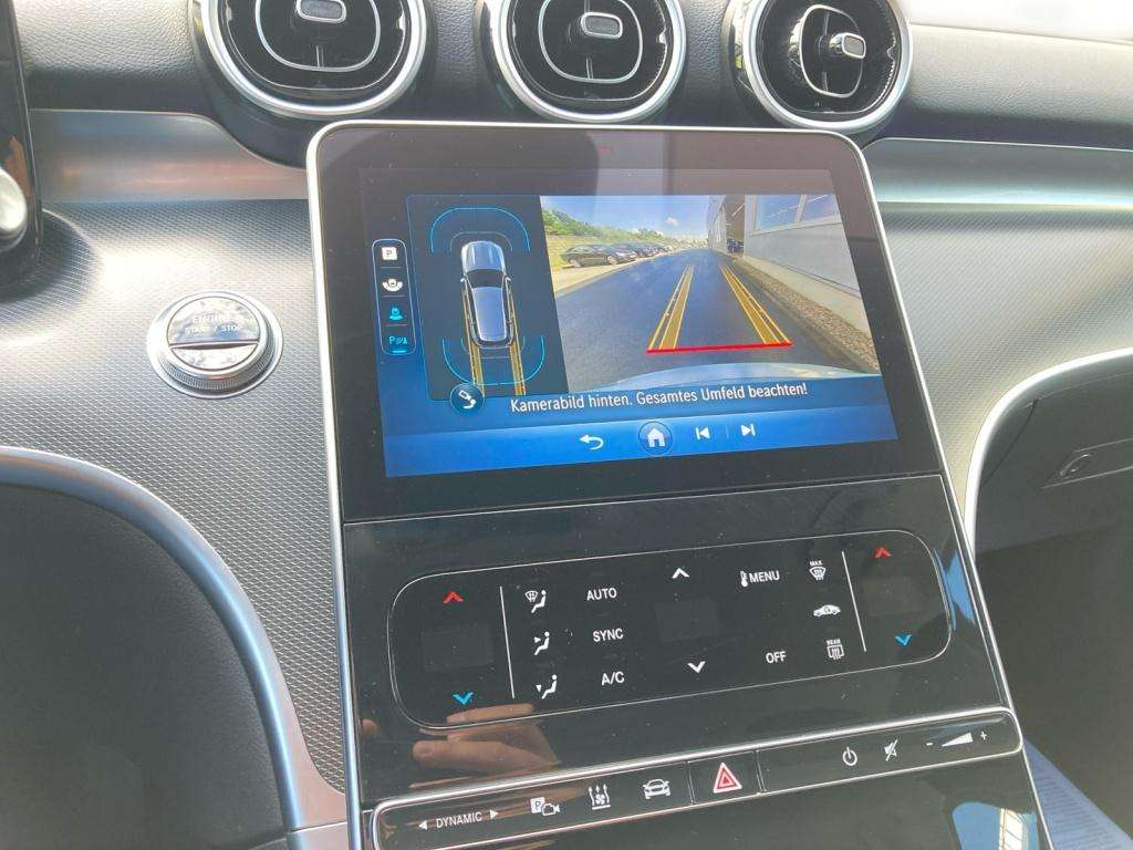 Mercedes-Benz C 220