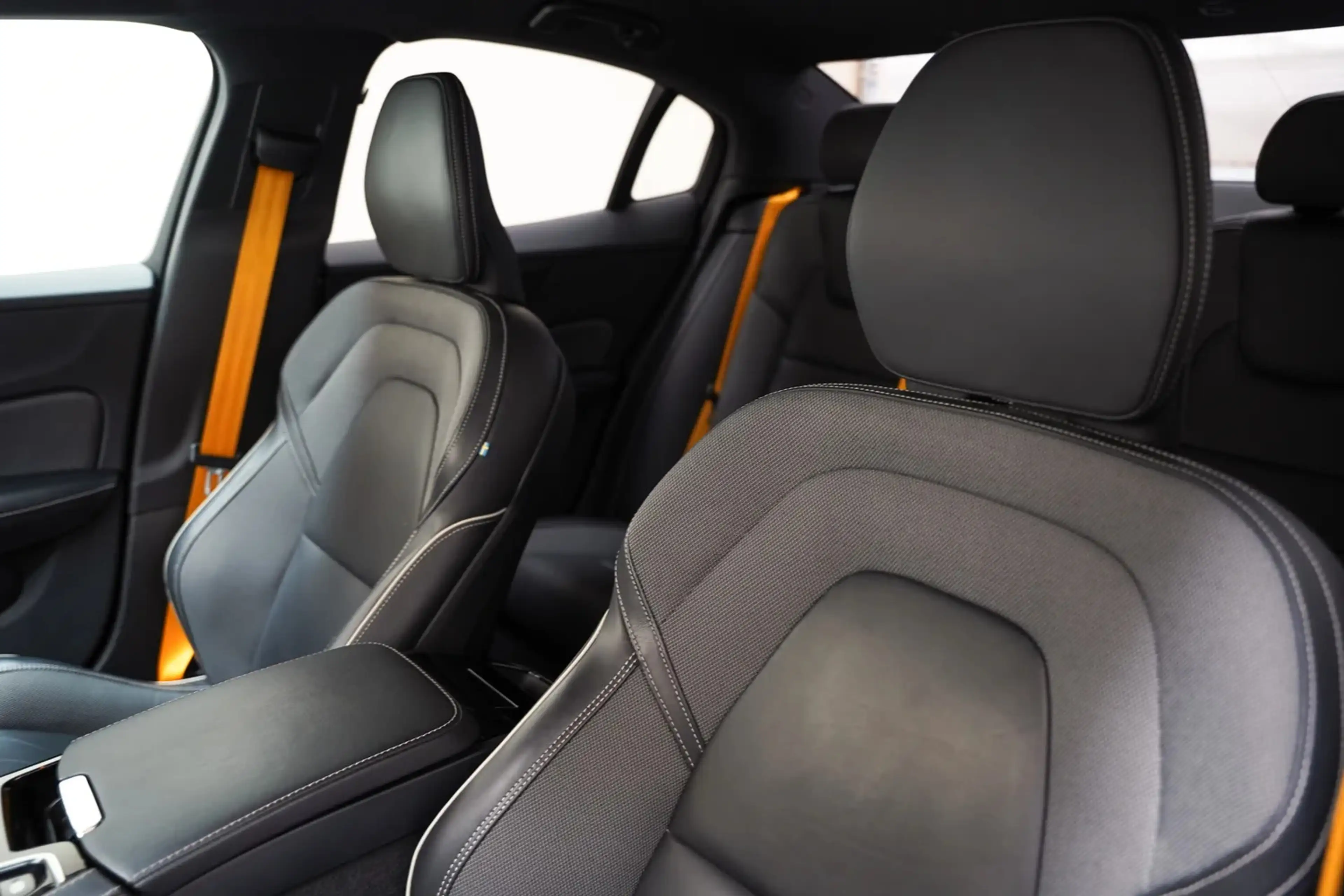 Volvo S60 2.0 T8 AWD Polestar Engineered [ Harman/Kardon Led — photo 13