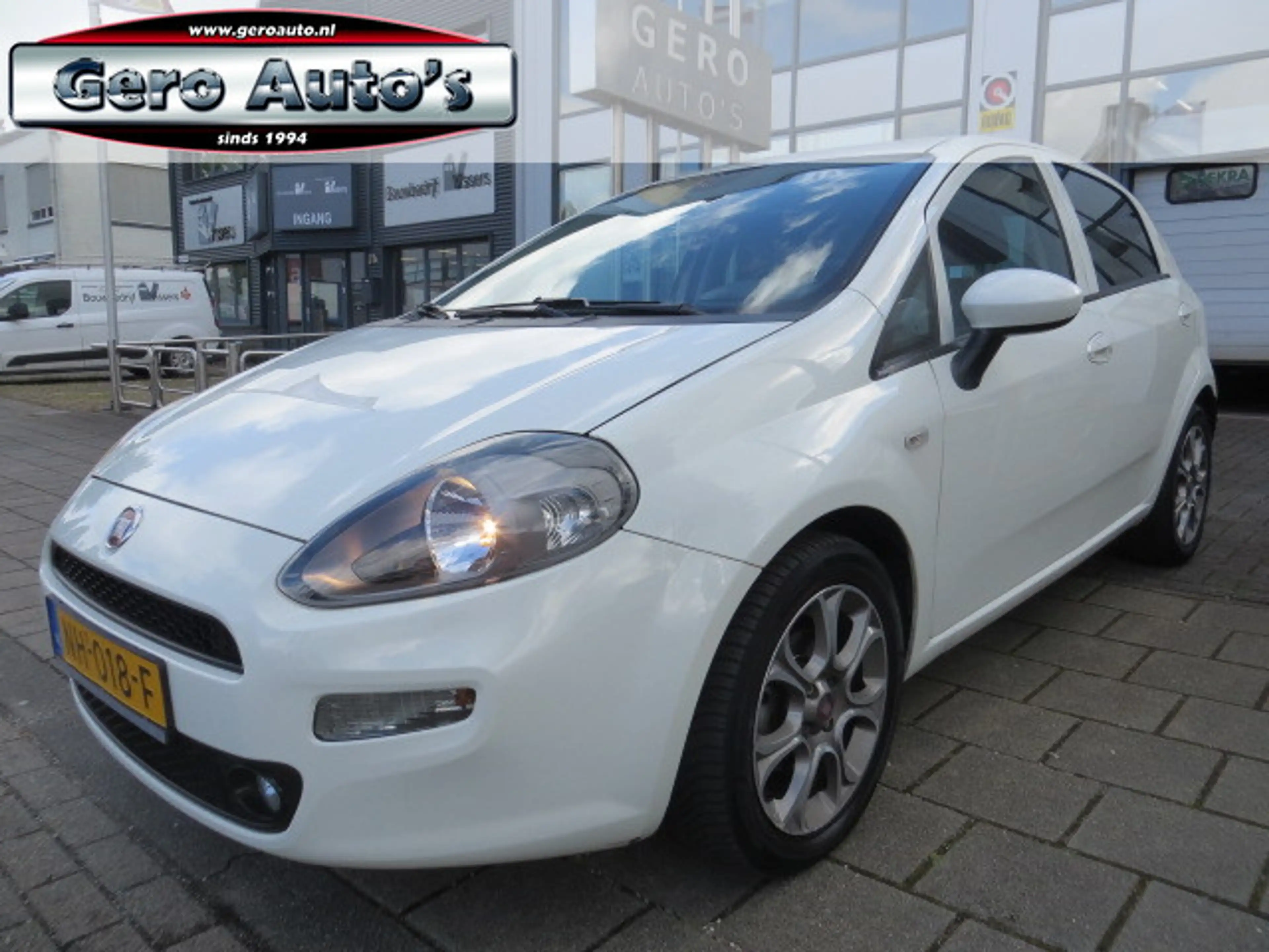 Fiat Punto Evo 0.9 TwinAir Lounge in prijs verlaagd 5 deurs ,airc