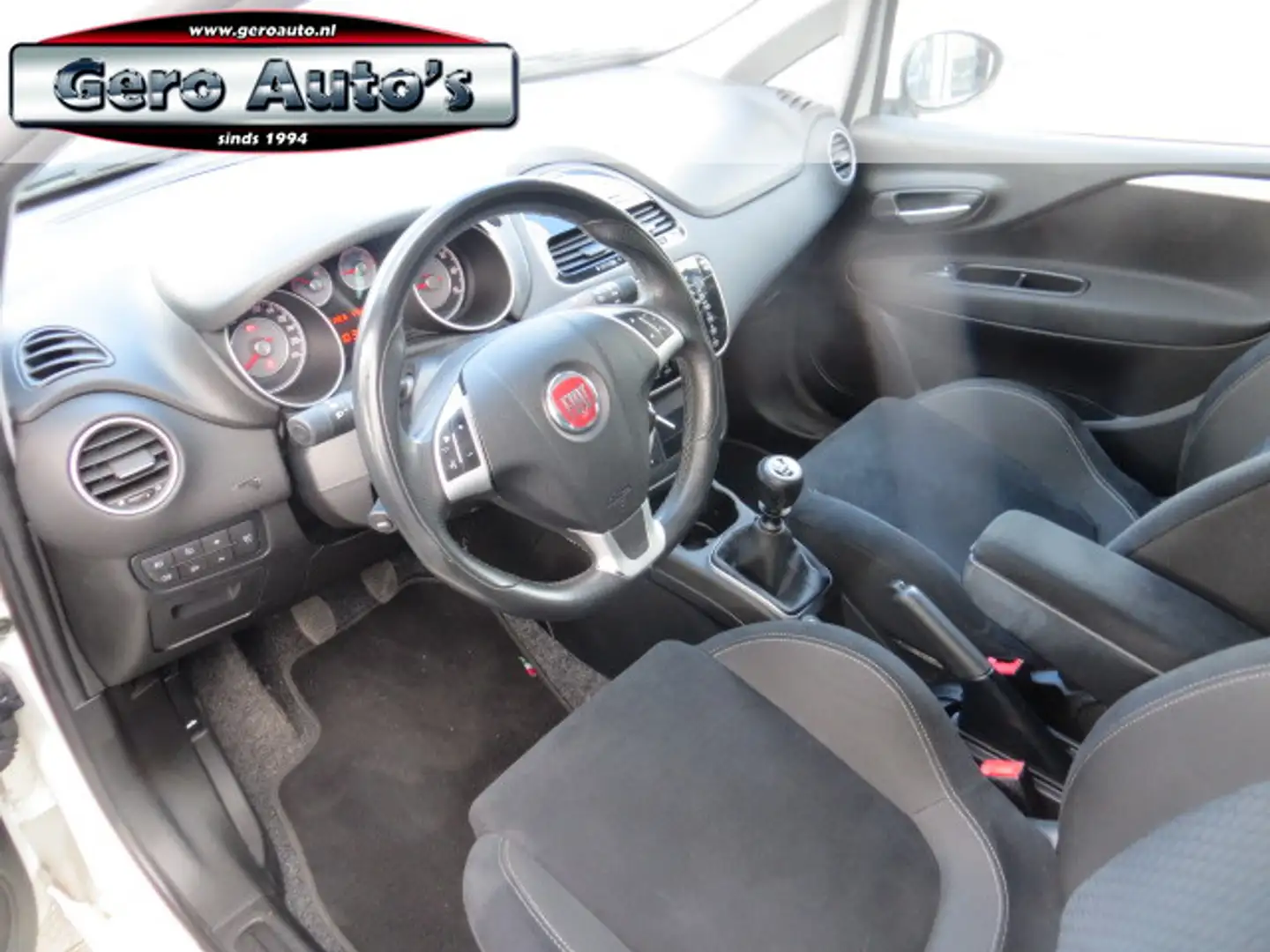 Fiat Punto Evo 0.9 TwinAir Lounge in prijs verlaagd 5 deurs ,airc Alb - 2