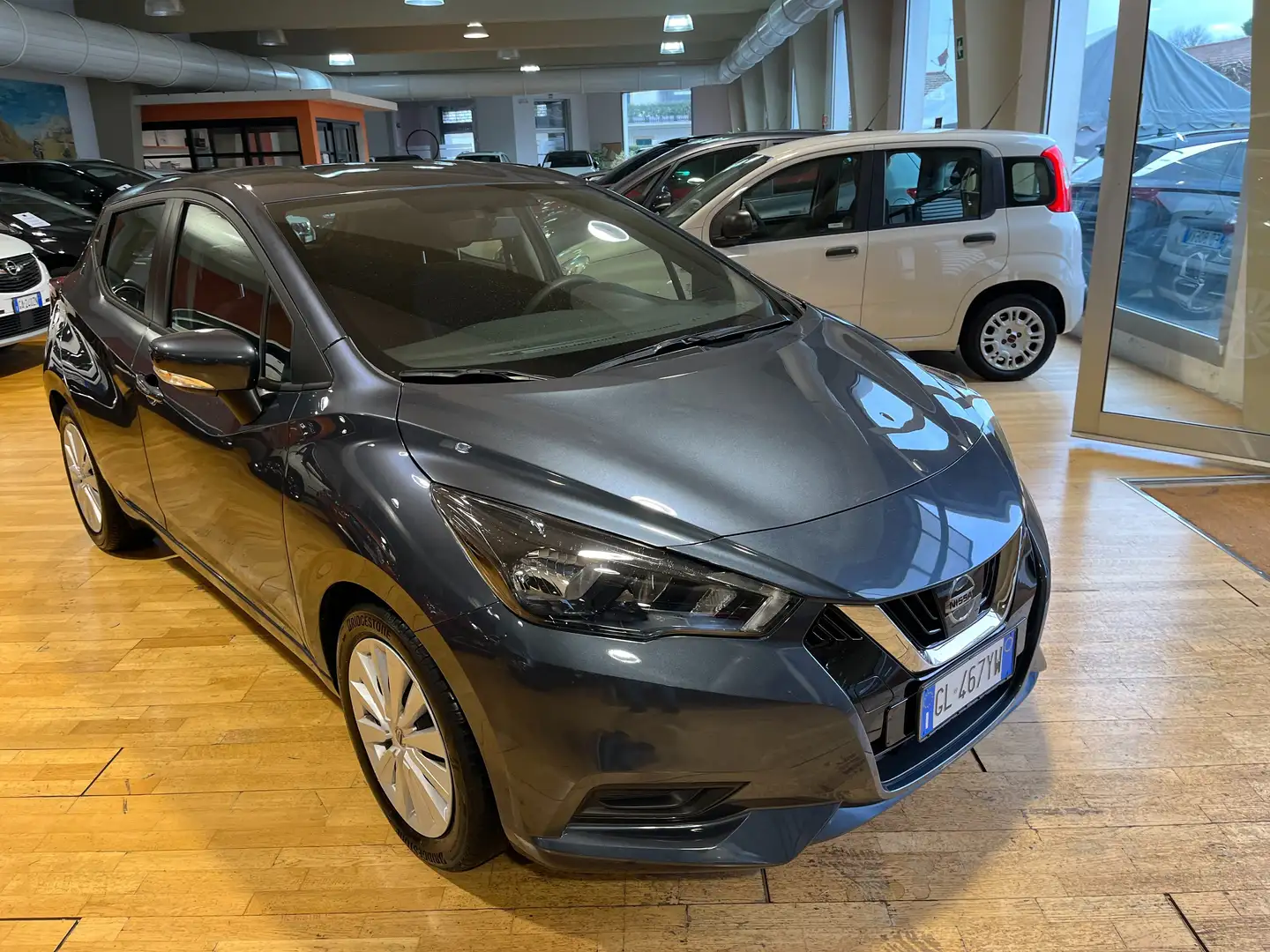 Nissan Micra Micra V 2017 1.0 ig-t Acenta 92cv Grigio - 1