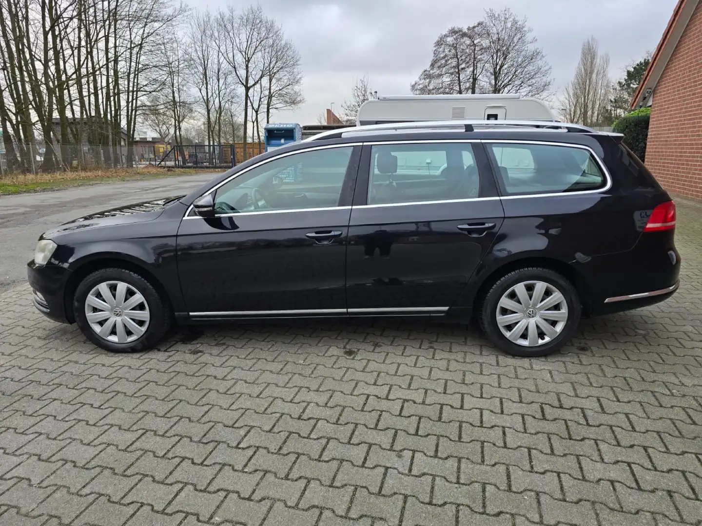 Volkswagen Passat Variant HU/AU 02.2027, DSG, Inkl 12 Monate Garantie, AHK Schwarz - 1