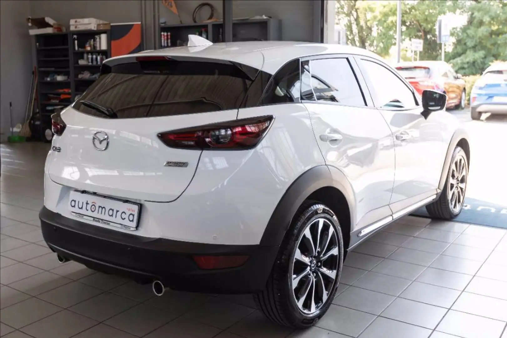 Mazda CX-3 1.8 Exceed 2wd 115cv auto my18 Bianco - 2