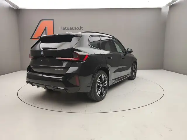 BMW X1 view 8