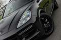Porsche Cayenne 4.0 Turbo | Sport Chrono | Adaptieve CruiseControl Zwart - thumbnail 3