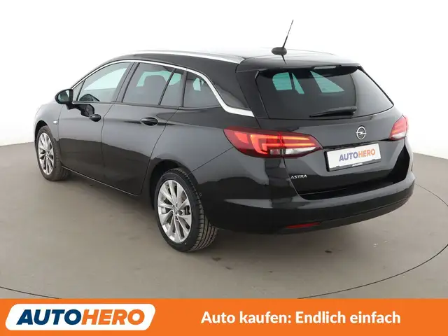 Opel Astra view 4