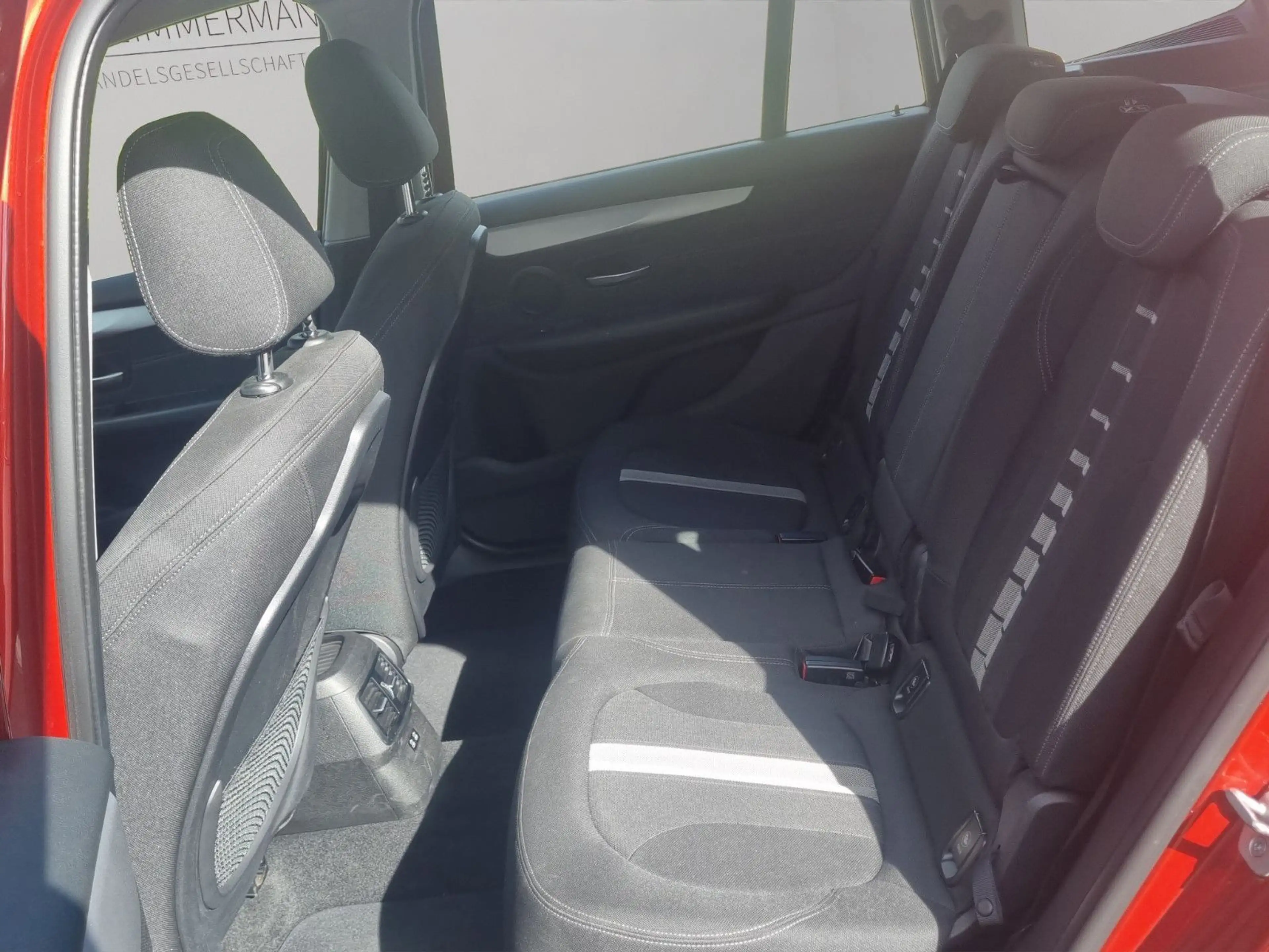 BMW 216 216d GT EDITION COLORVISION NAVI/SHZ/PDC/SPOSI — photo 10