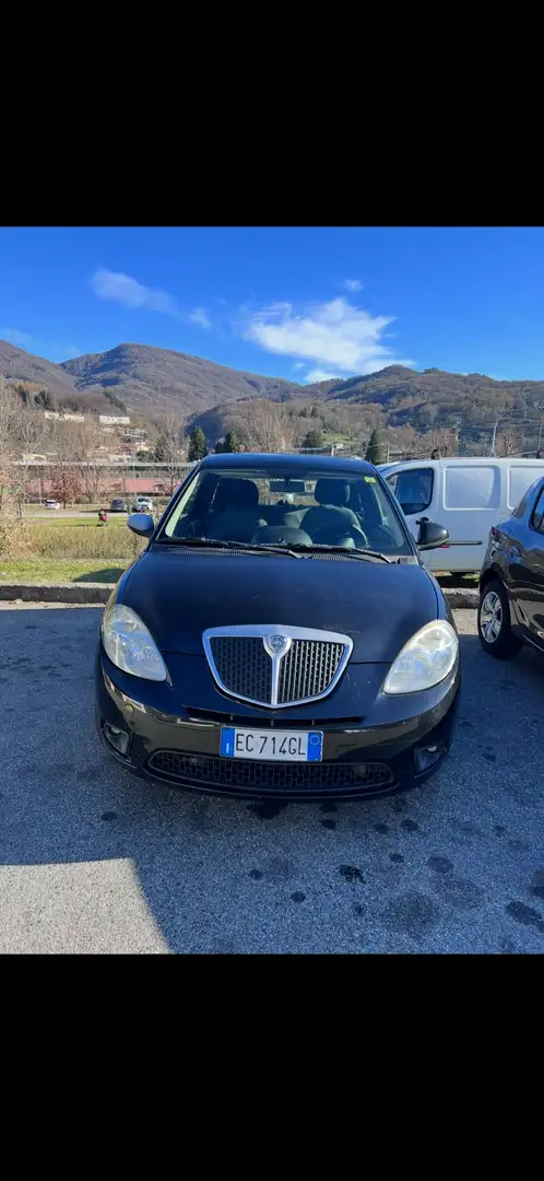 Lancia Ypsilon 1.2 8v Argento Schwarz - 1