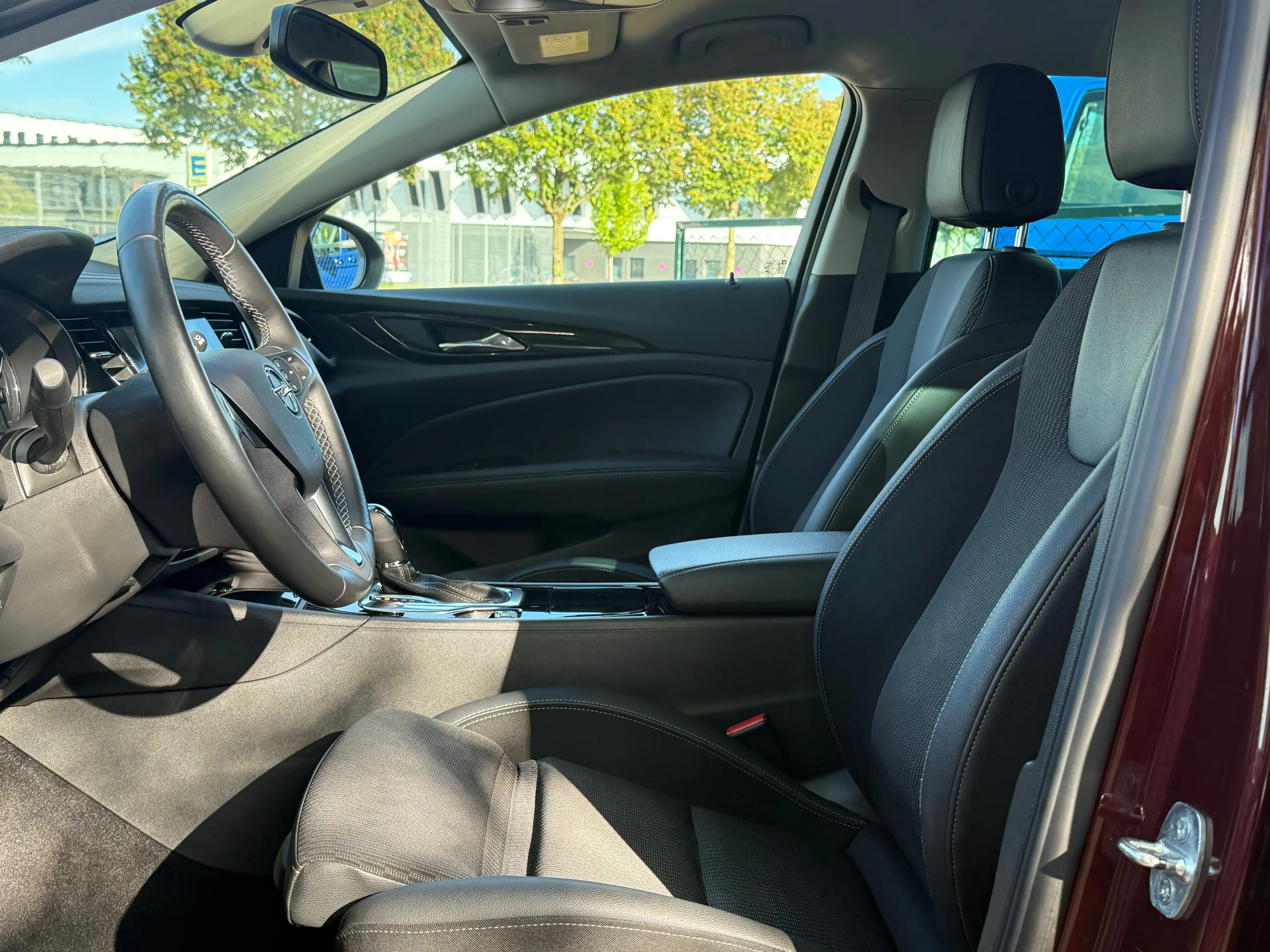 Opel Insignia Innovation — photo 10