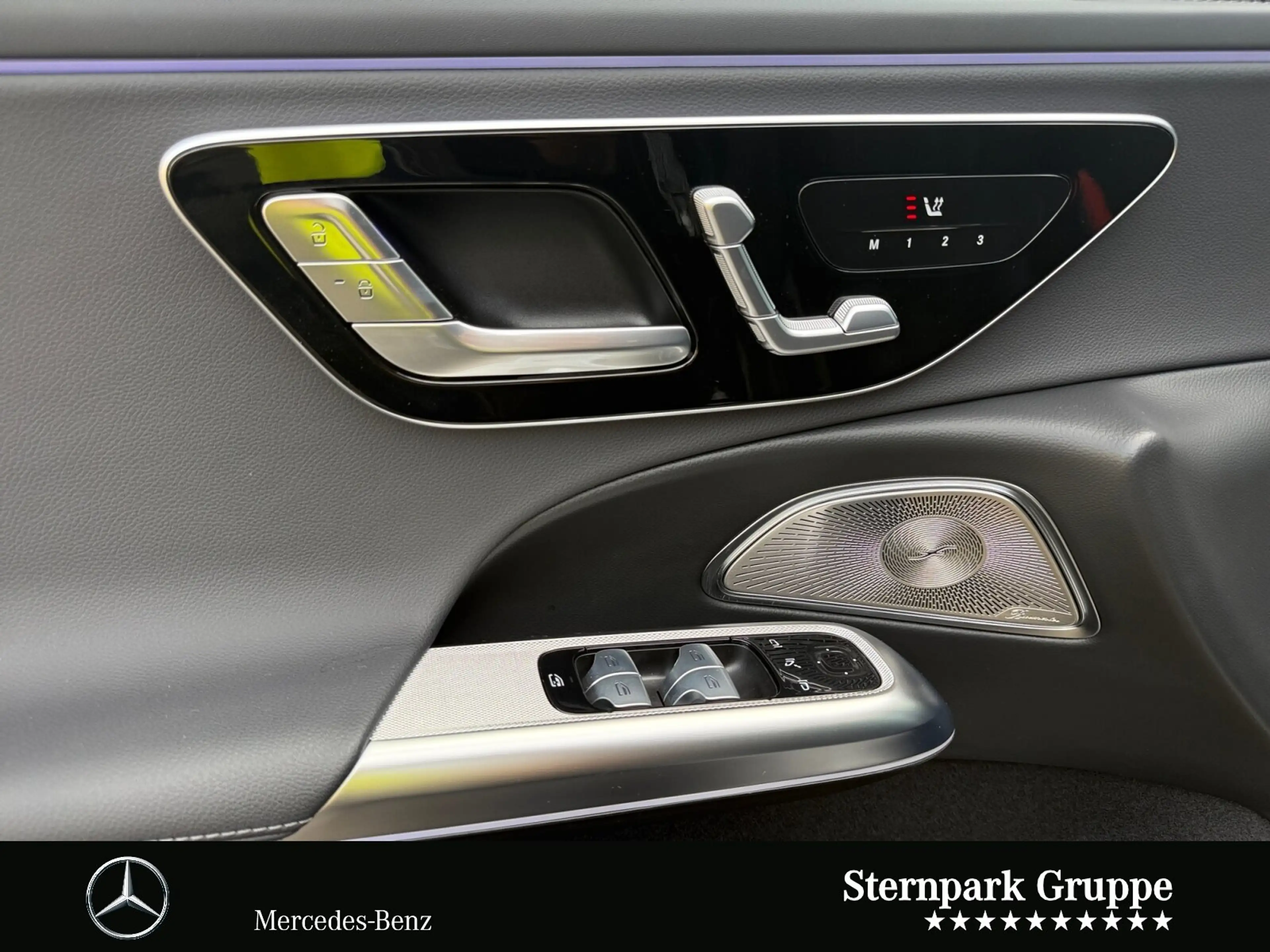 Mercedes-Benz E 450 E 450 4M AMG Pano+Night+SUPER+HuD+DIGITAL+Distro — photo 10